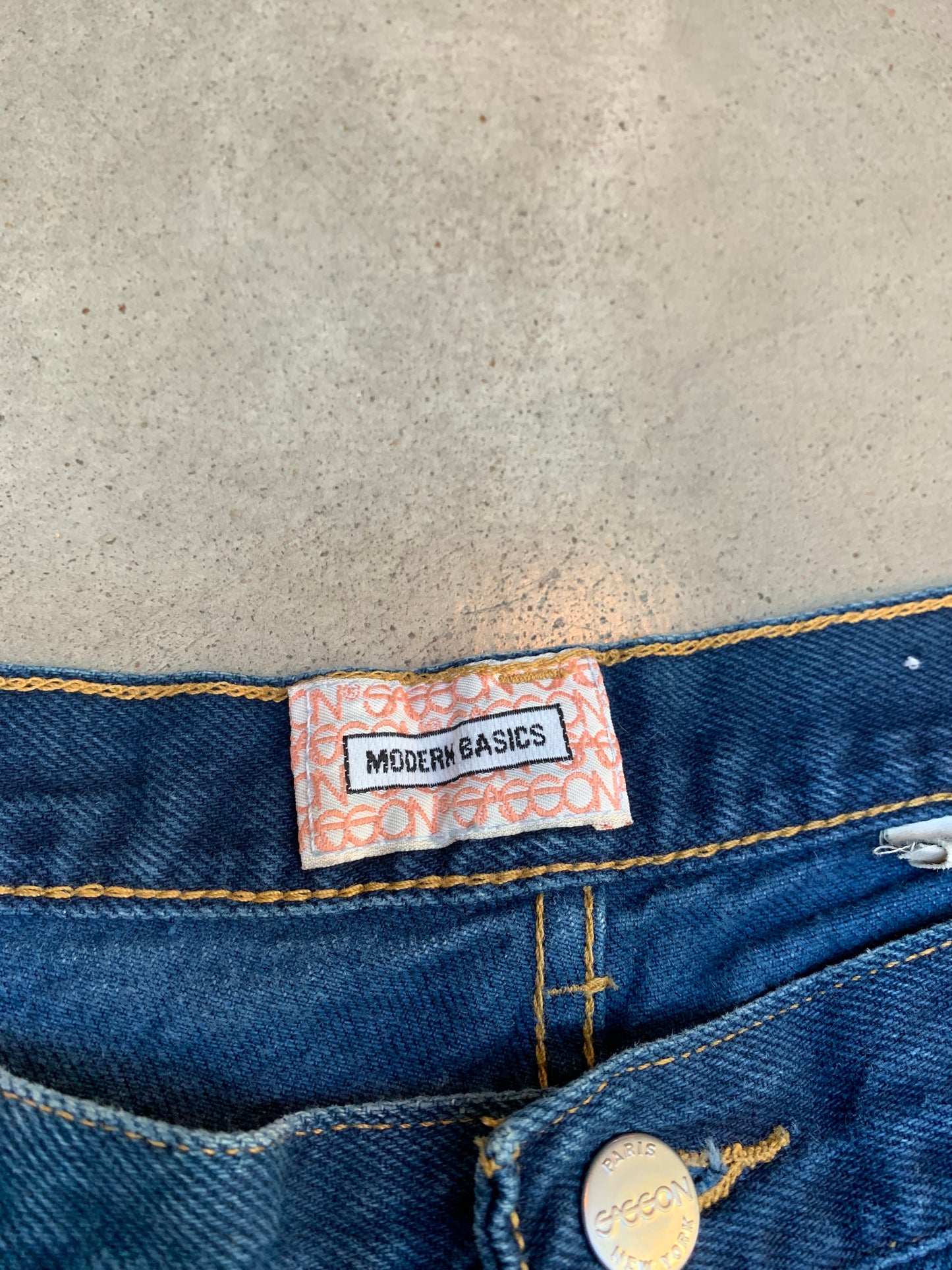 Vintage Modern Basics High-Waisted Blue Jeans