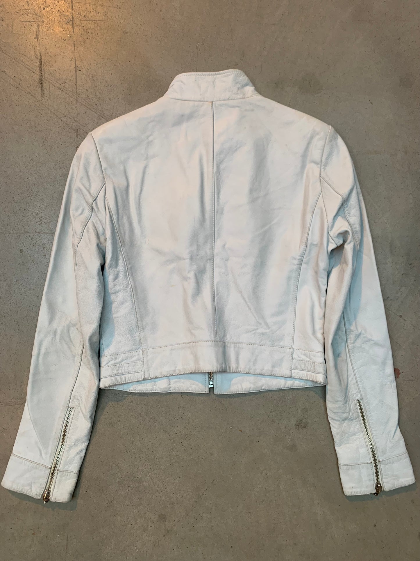 Women's Y2K White Leather Jacket with Zipper Front
