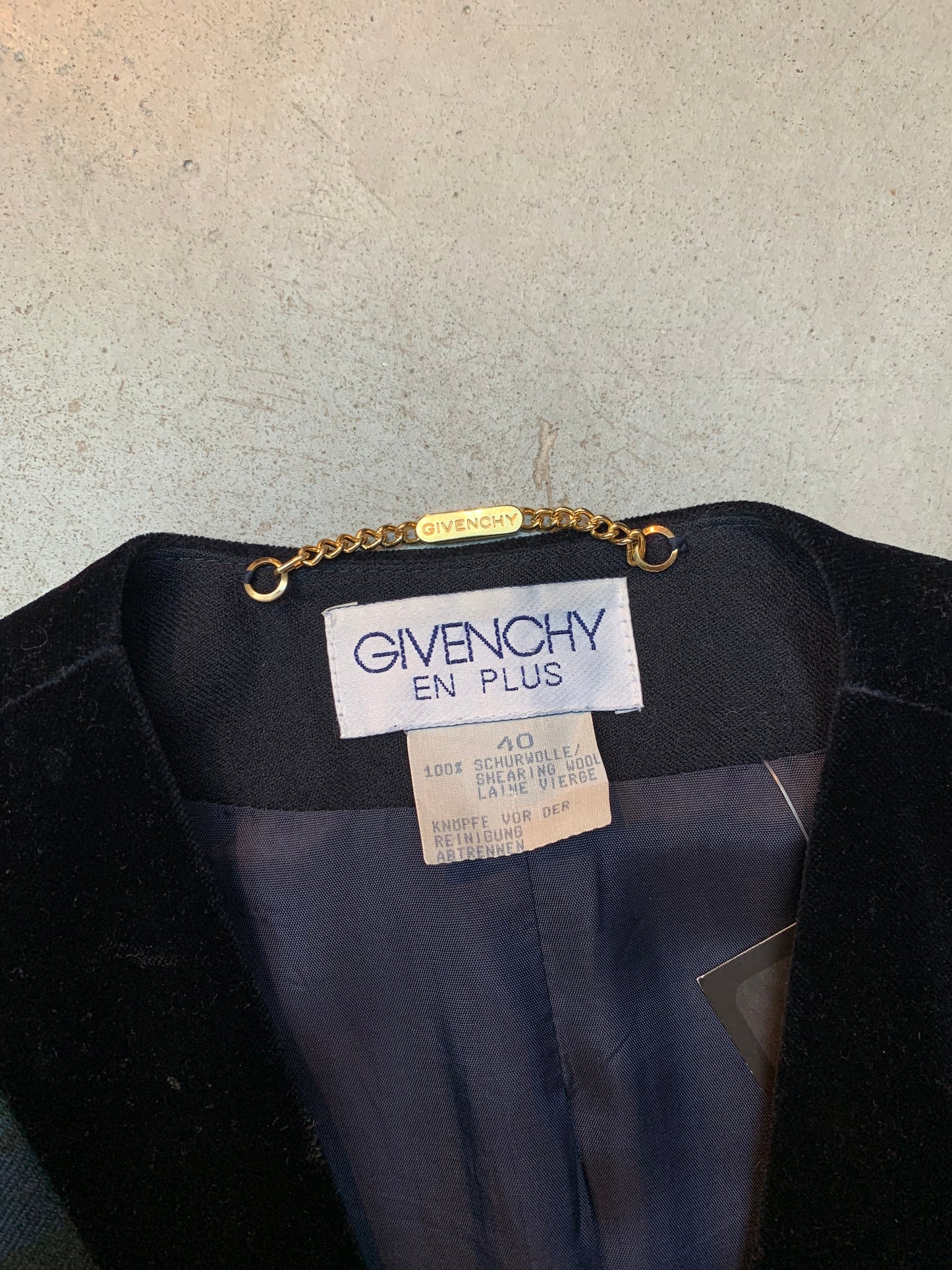 Vintage Women's Givenchy En Plus Plaid Wool Blazer