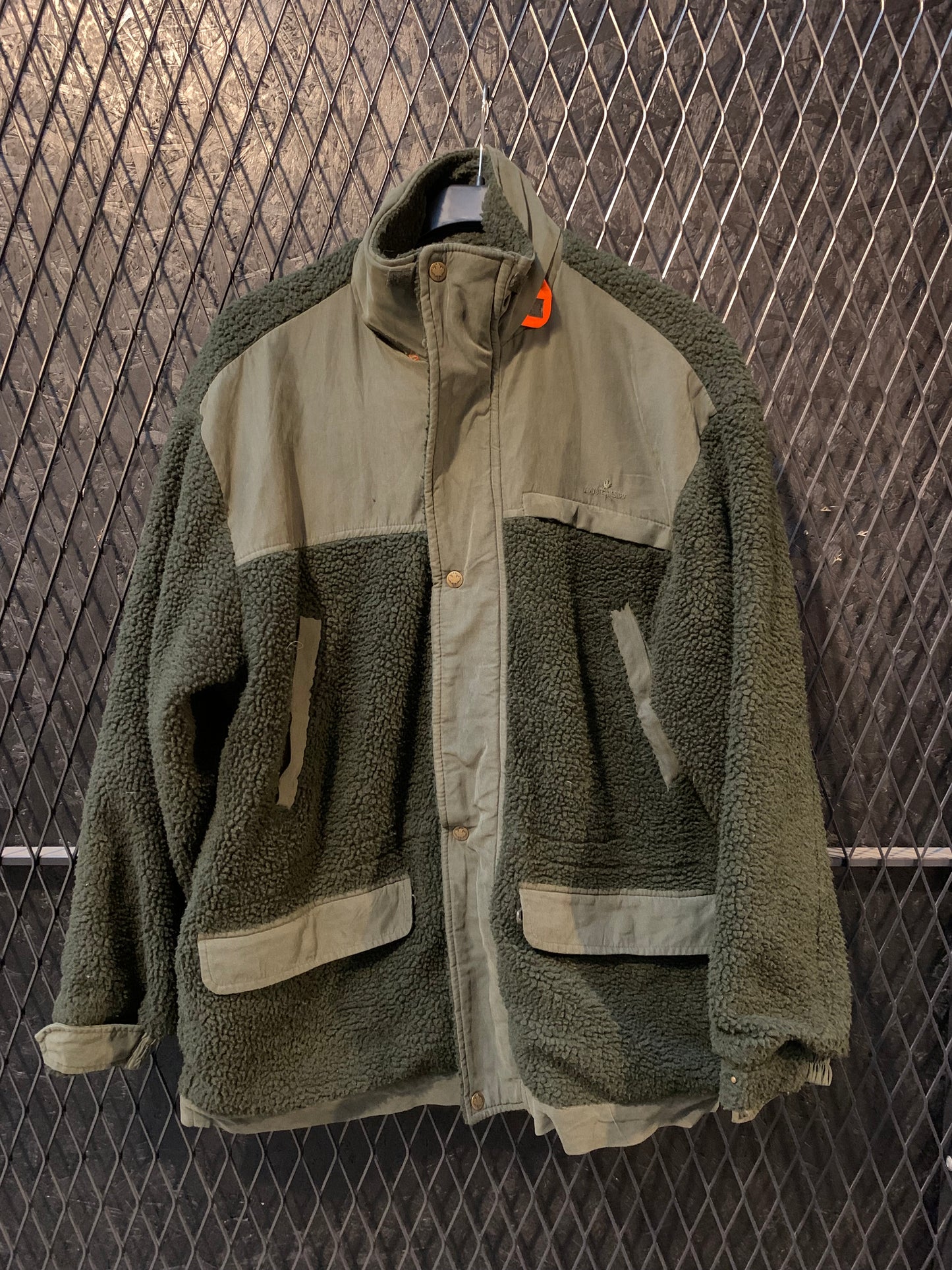 Vintage “NATURE RESORT” Expedition Team Dark Green Fleece Jacket