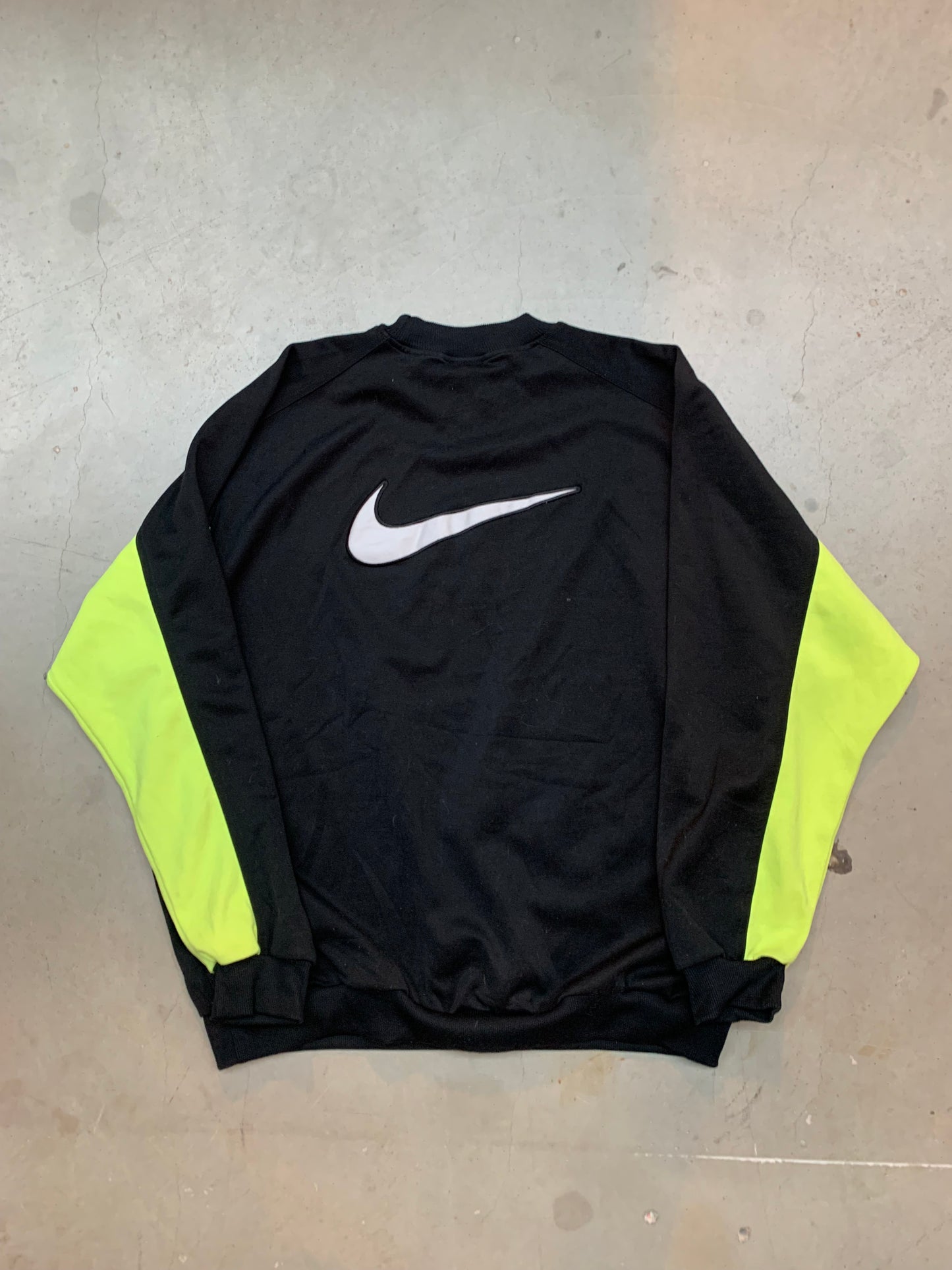 Vintage Nike Black and Neon Green BVB Dortmund Sweatshirt