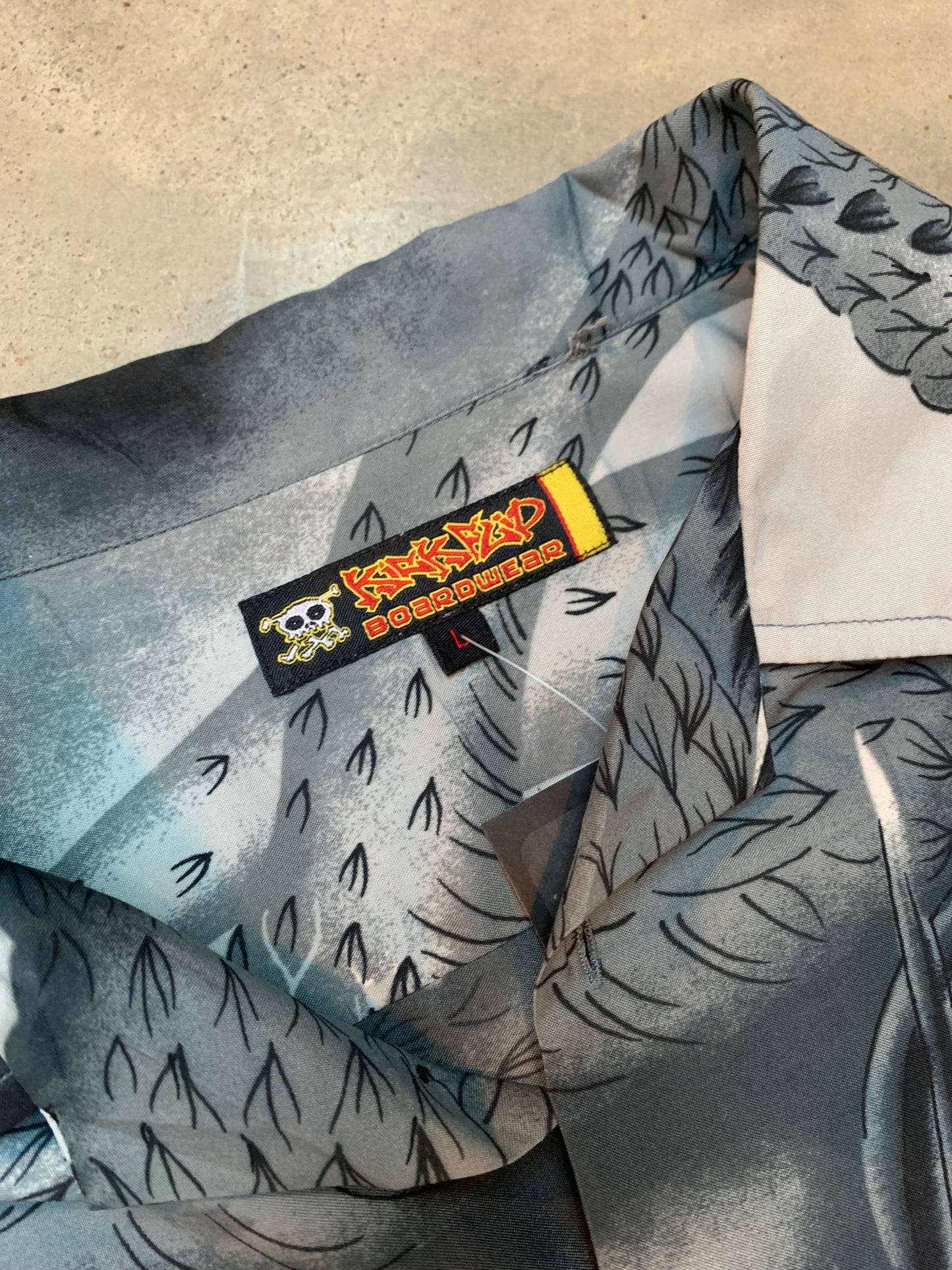 Vintage Dragon Print Shirt L