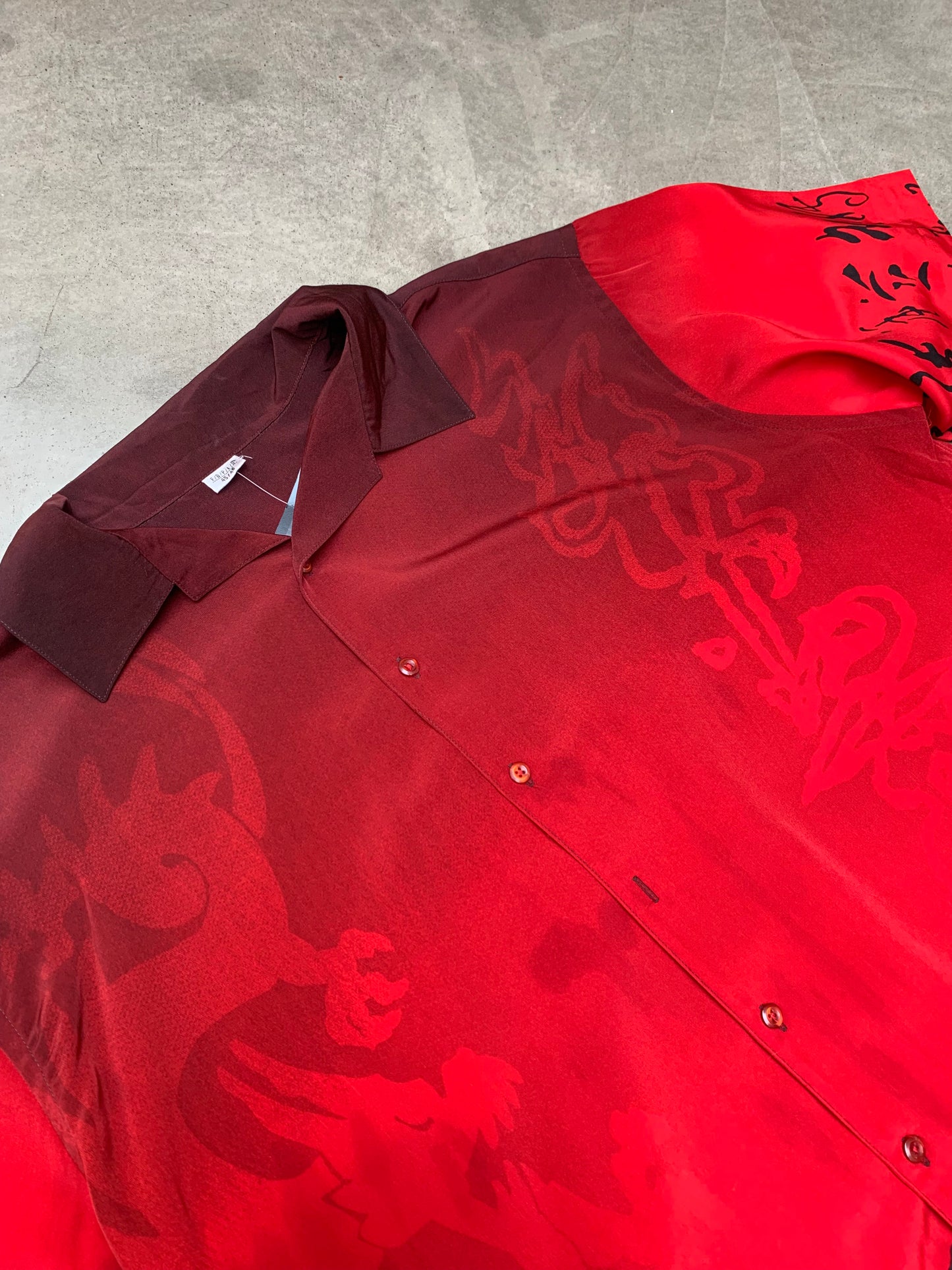 Vintage Red Dragon Shirt XL