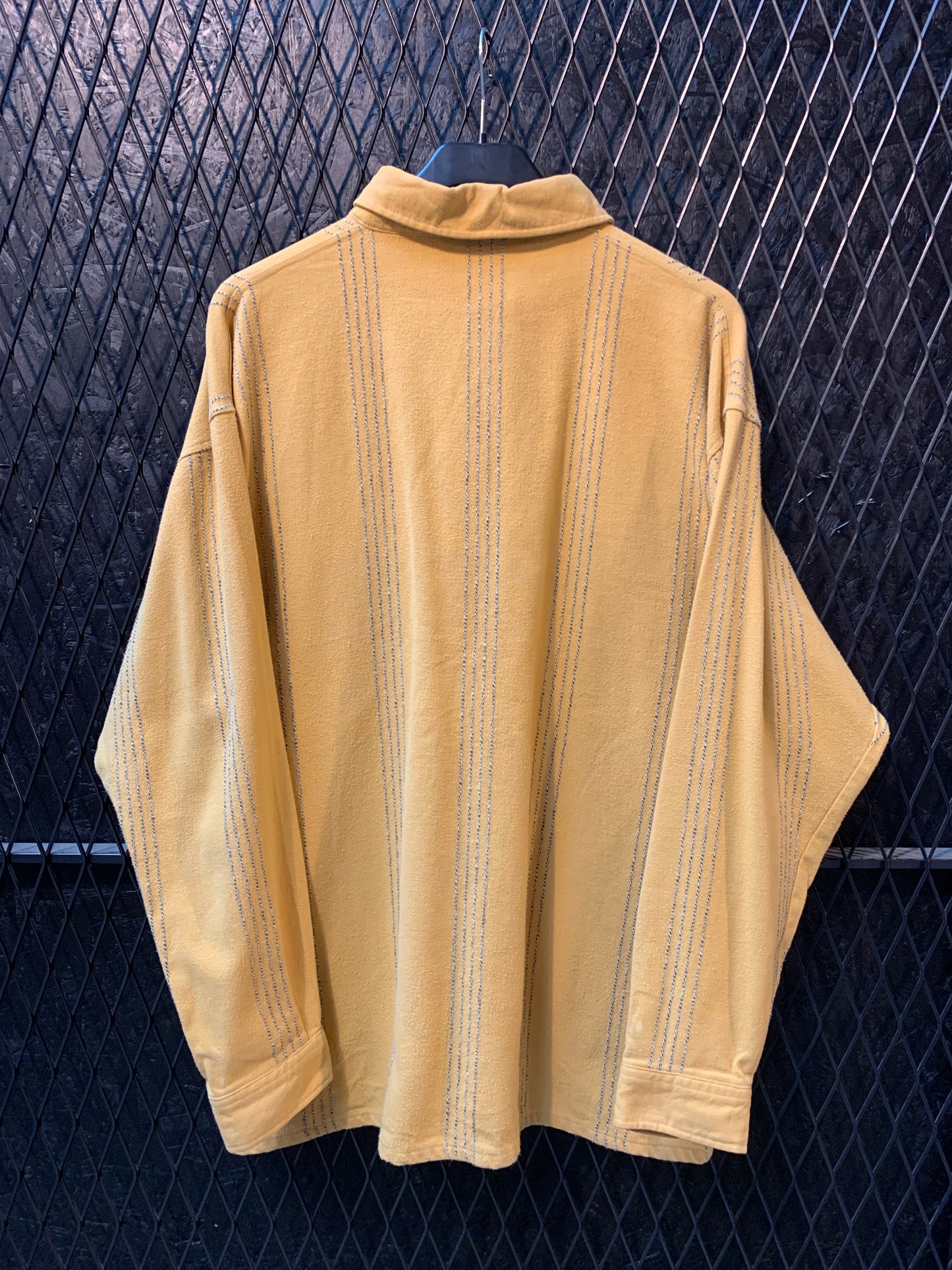 Vintage O’Neill Men’s L Mustard Yellow Long Sleeve Shirt