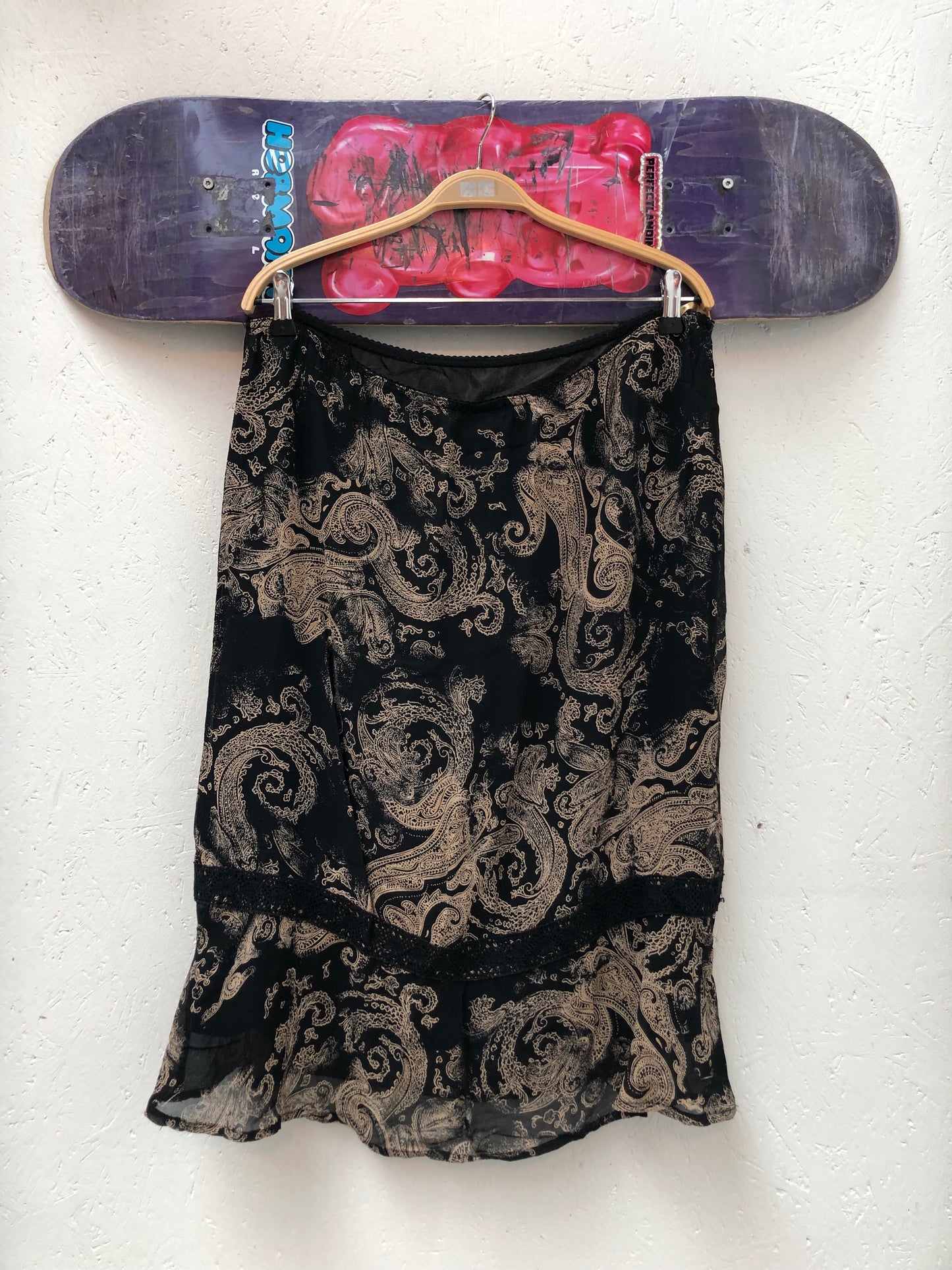 Vintage Promiss Black Paisley Midi Skirt