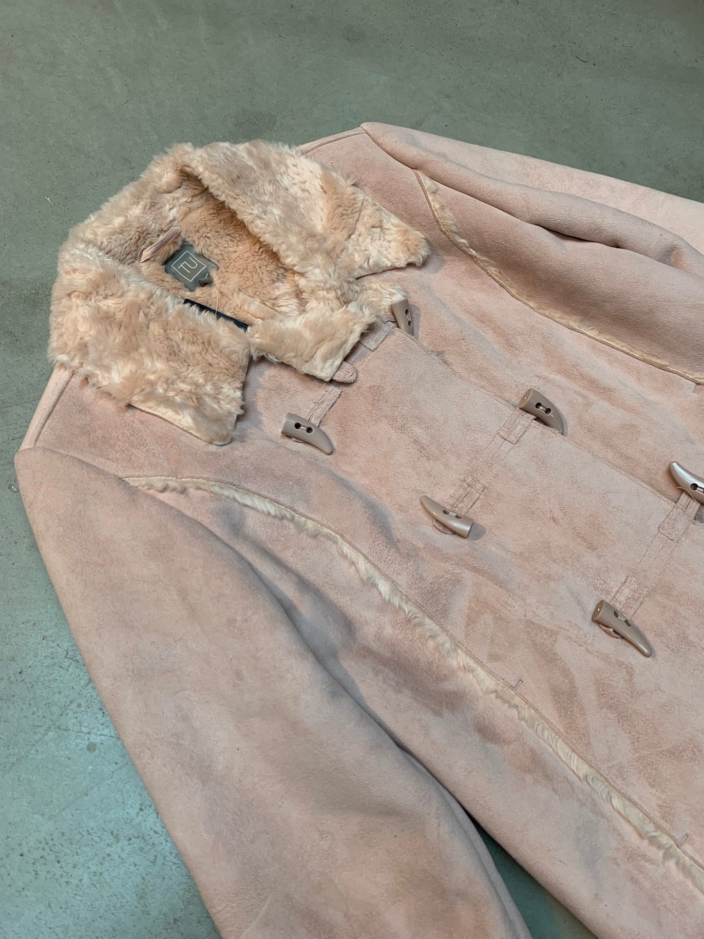 Vintage Women's Short Shearling Style Jacket in Blush Pink