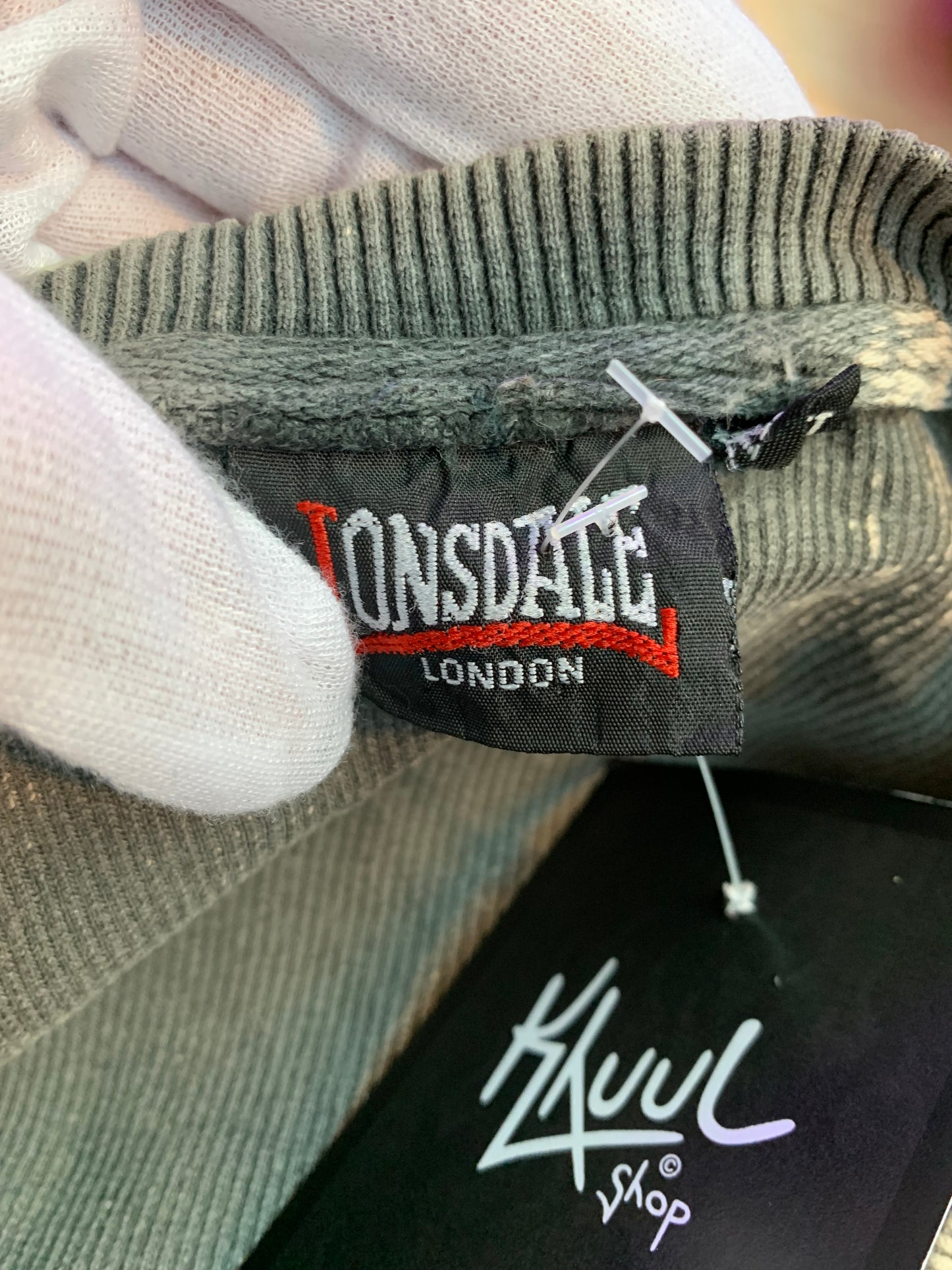Vintage LONSDALE Gray Long Sleeve T-Shirt
