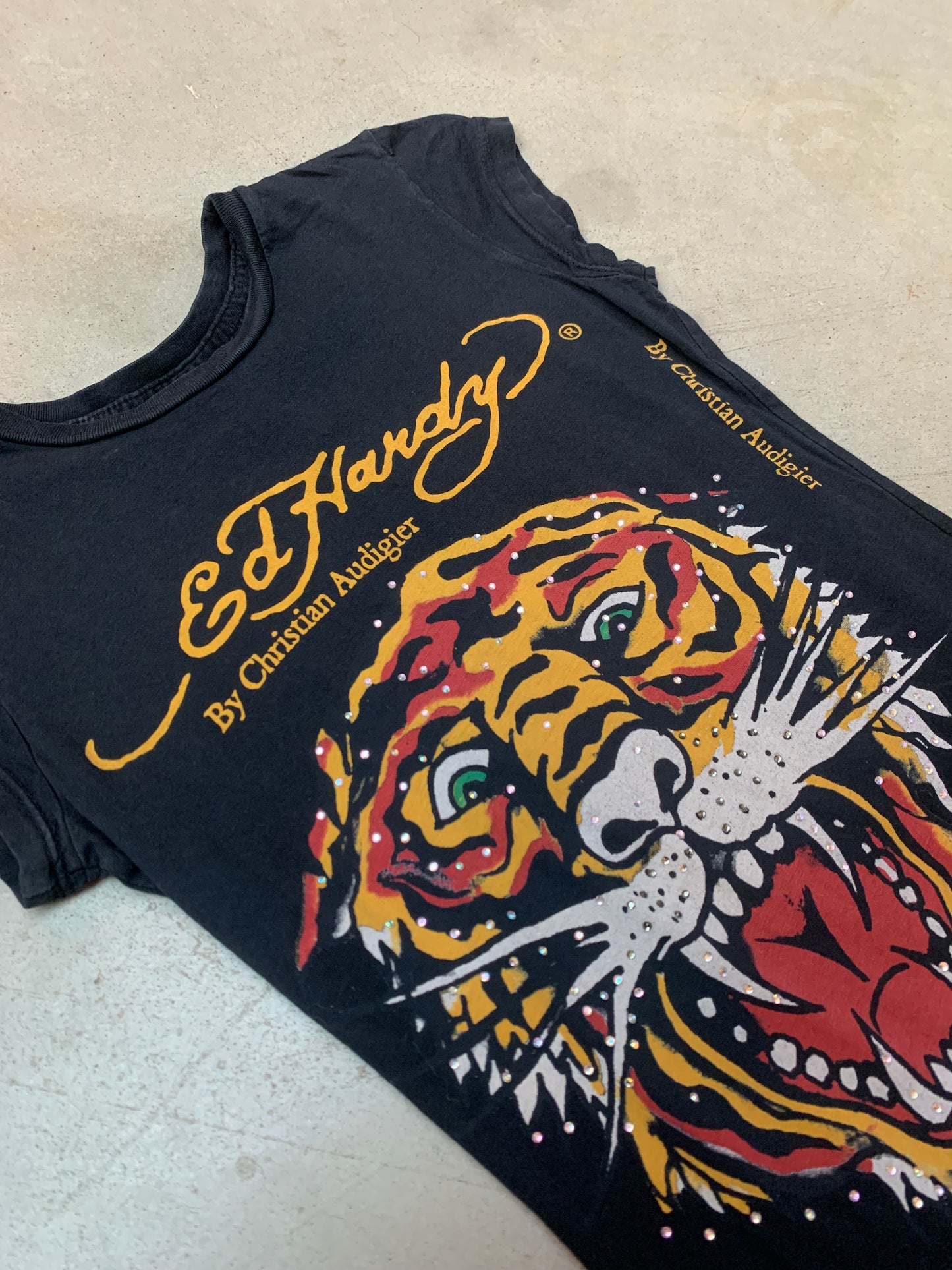 Y2K Women's Ed Hardy Black Tiger Print Rhinestone T-Shirt
