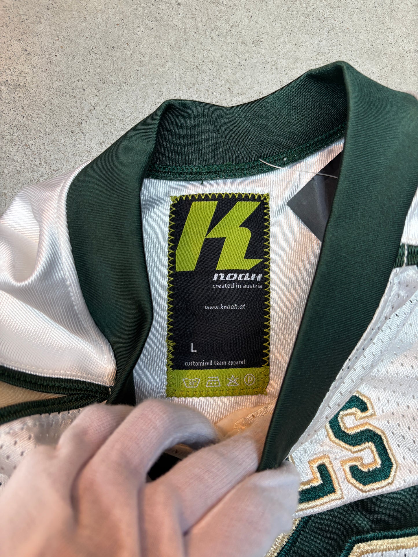 BULLS 36 White and Green Jersey