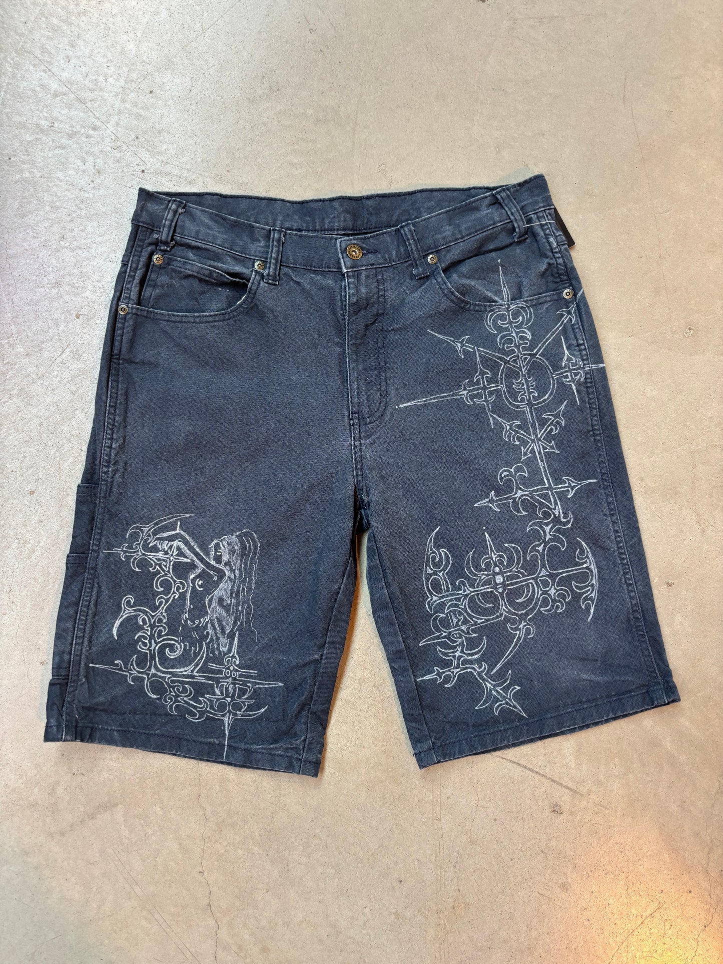 Dickies Men’s M 34 Graphic Shorts