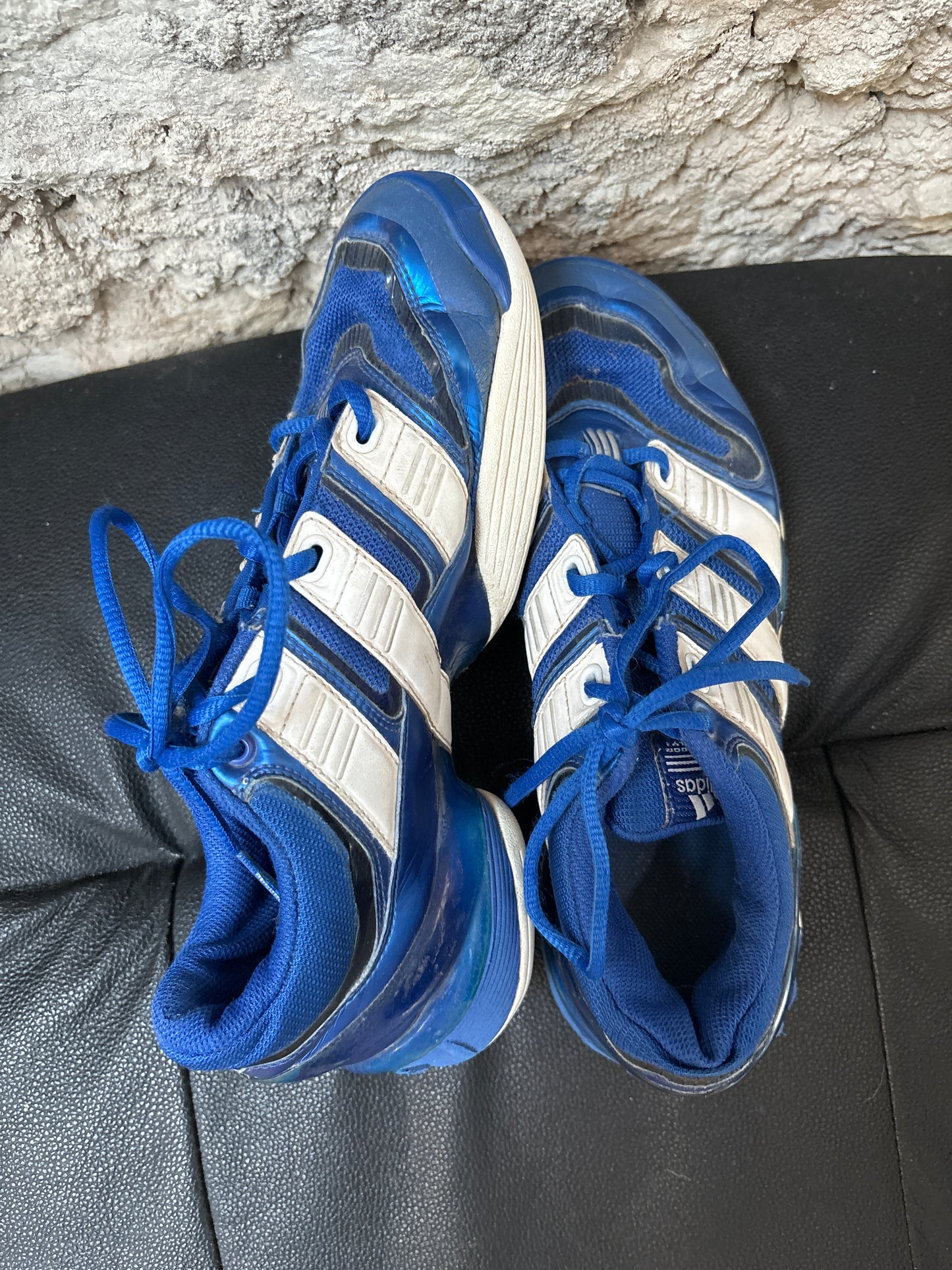 Adidas Sneakers