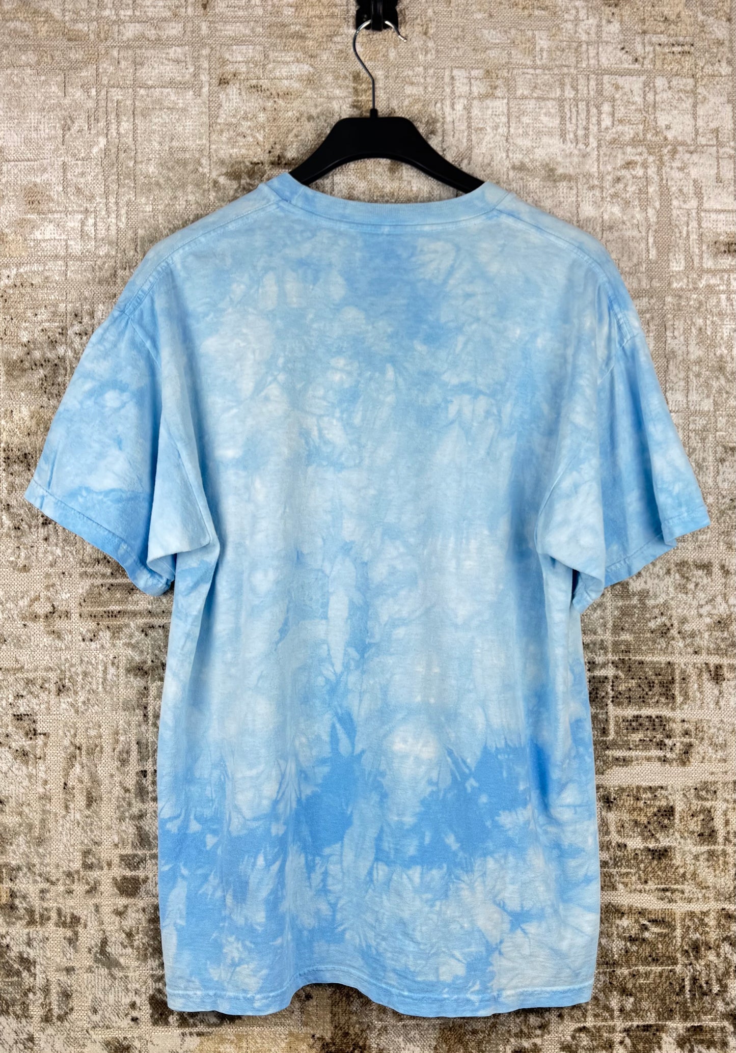 Mens The Mountain Angel Graphic T-Shirt