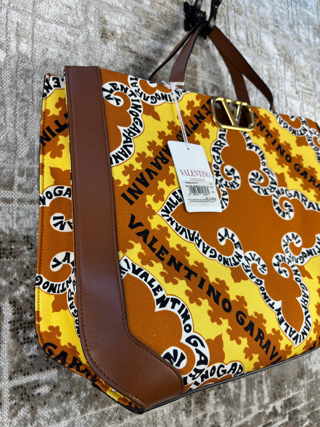 Valentino Garavani Vlogo Bandana-Print Tote Bag