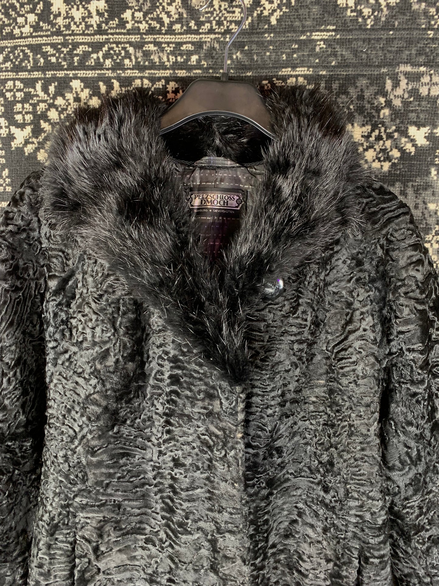 Women’s Vintage Pelzschloss Black Persian Lamb Fur Coat