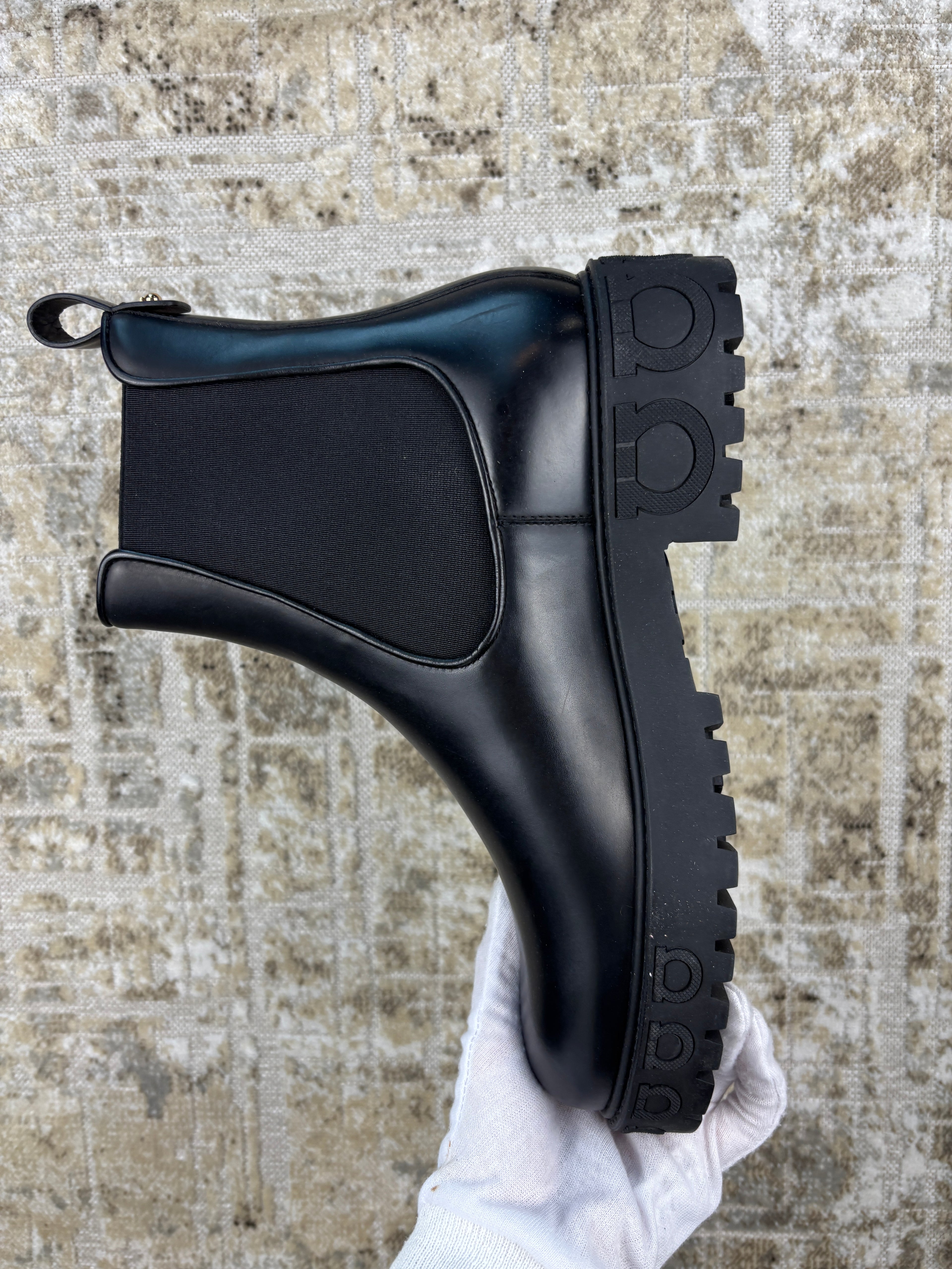 Ferragamo Gancini Logo Detail Black Chelsea Boots