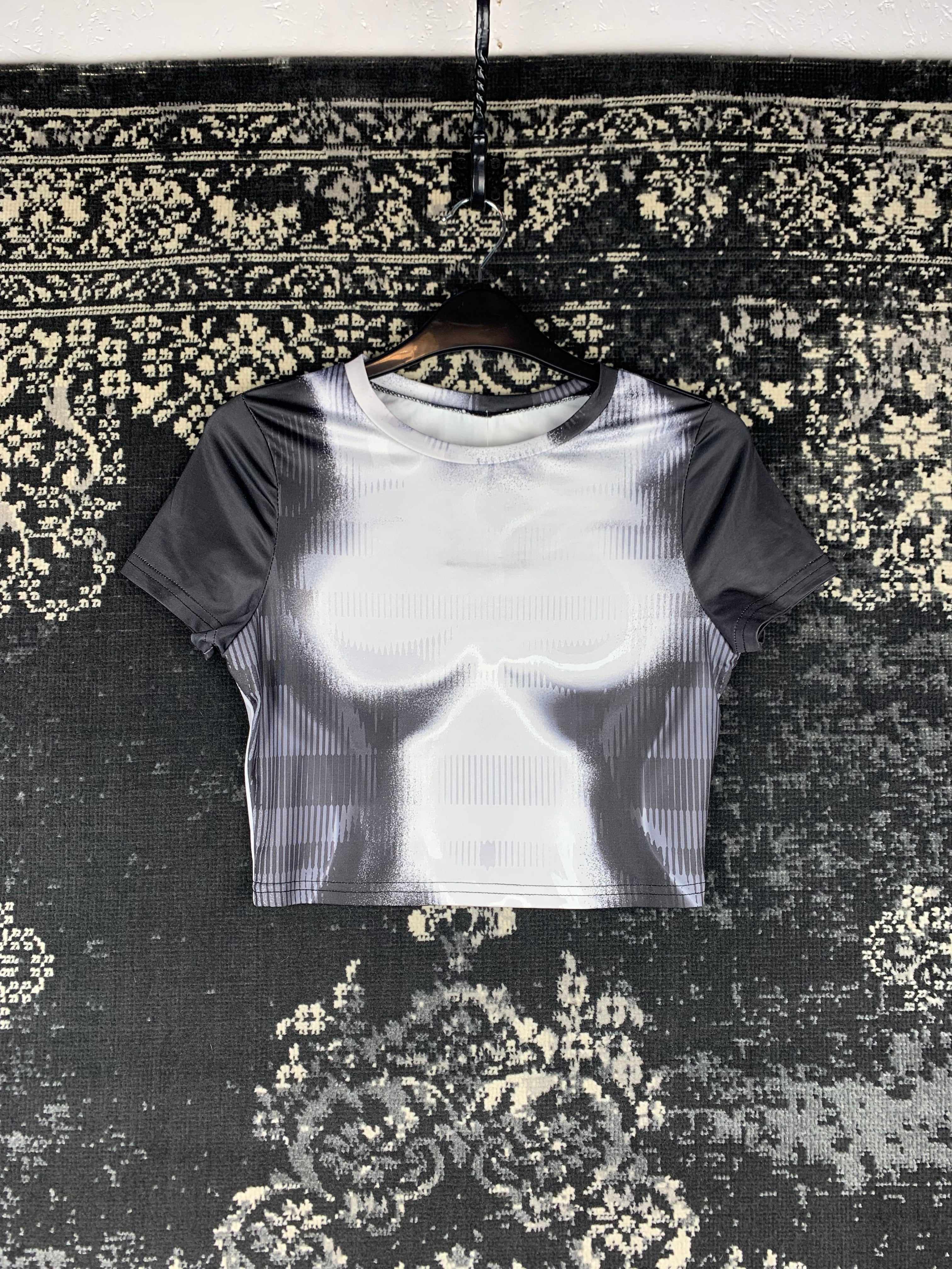 Y2K Women’s Futuristic Skeleton Illusion Graphic Cropped Tee