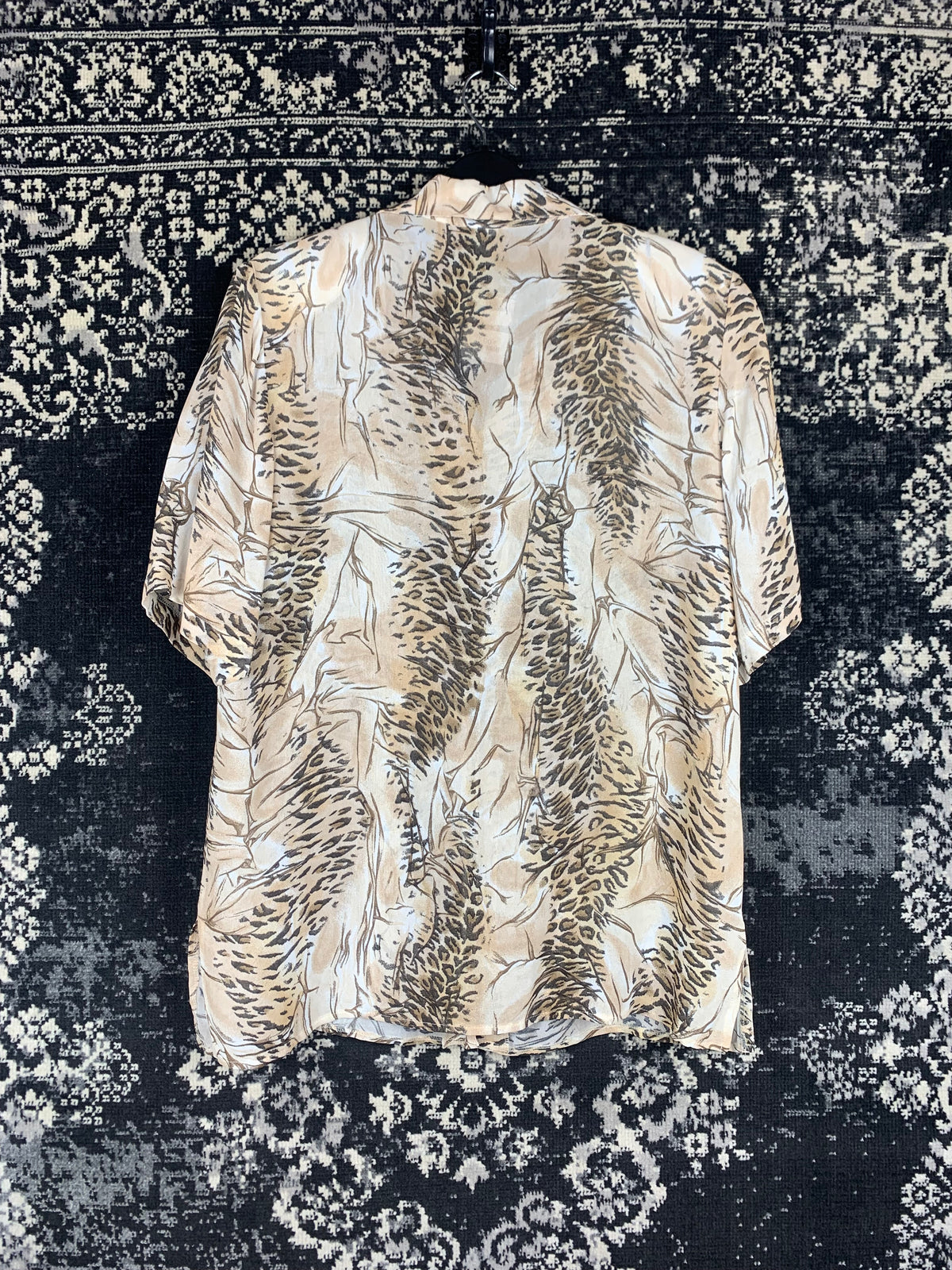 Vintage Women's Cheetah Patterned Viscose Button-Up Shirt
