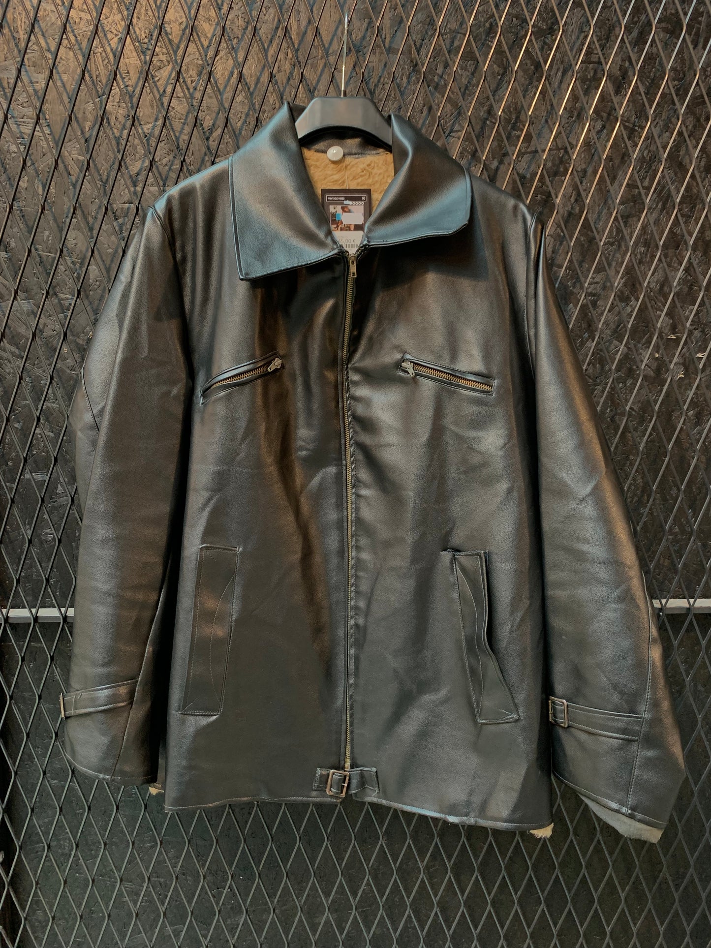 Vintage Men Black Zipup Leather Jacket