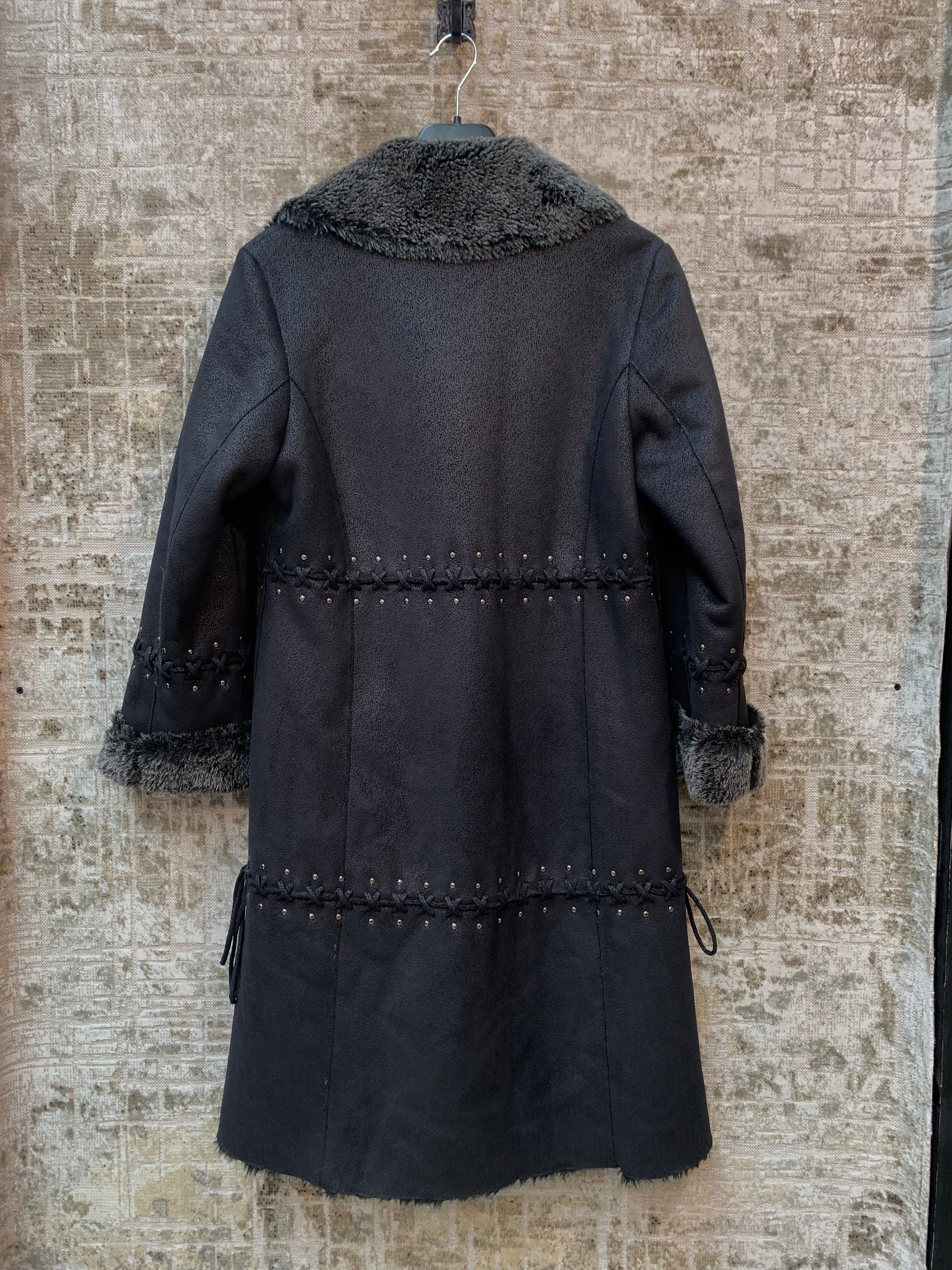 Et Dieu Créa La Femme Faux Shearling Coat