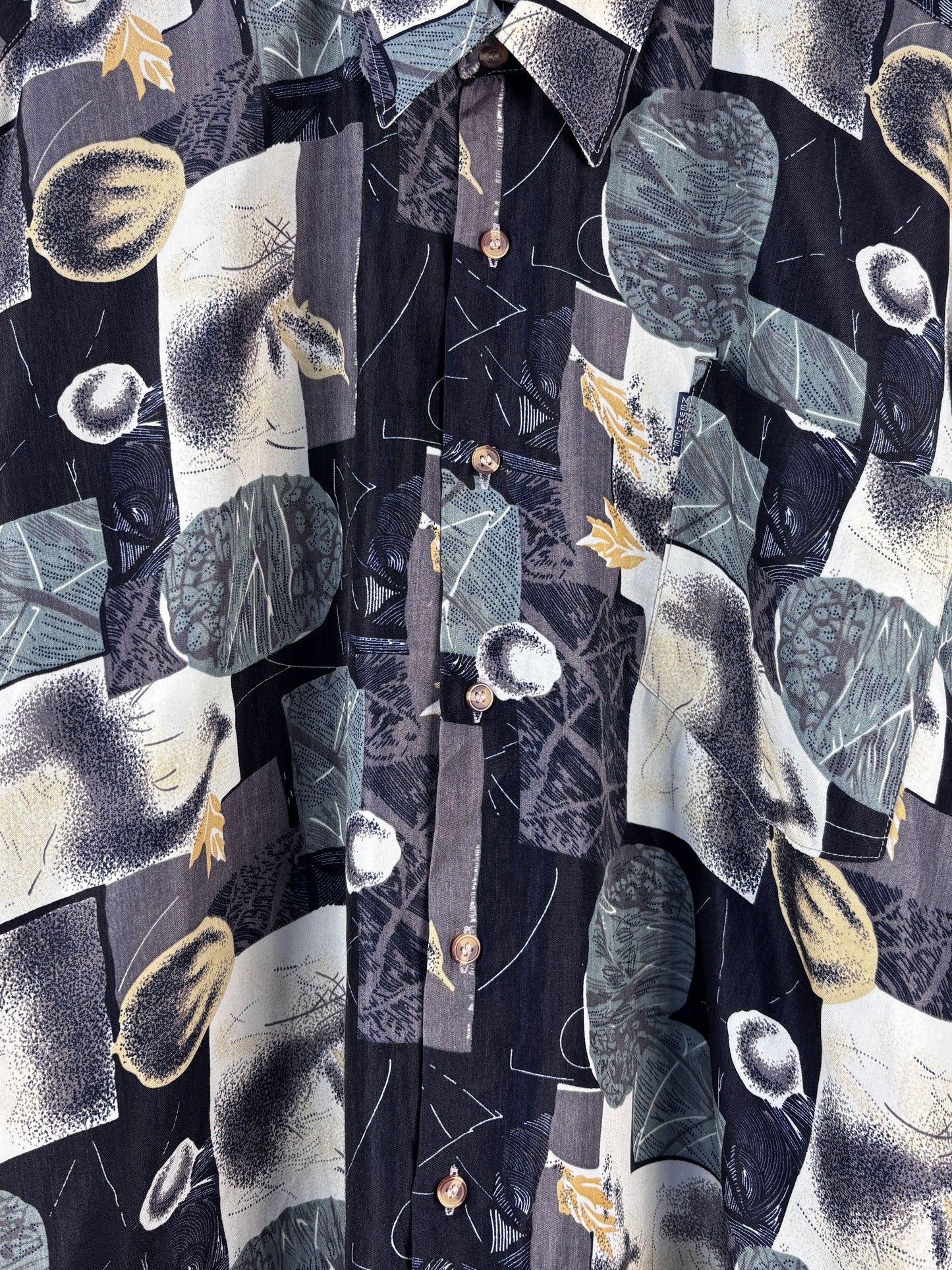 Mens Vintage Abstract Pattern Button Up Shirt