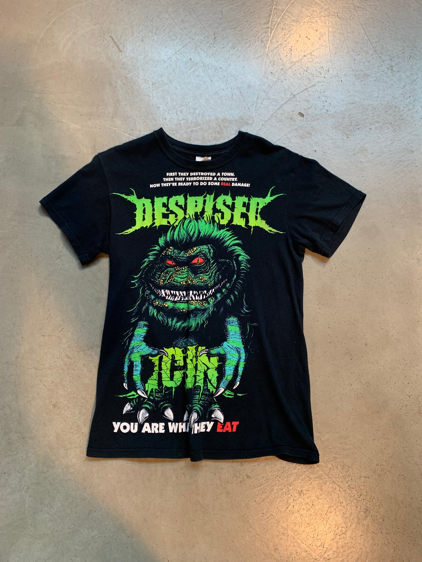 Vintage “DESPISED” Graphic Monster Print Black Short Sleeve T-Shirt