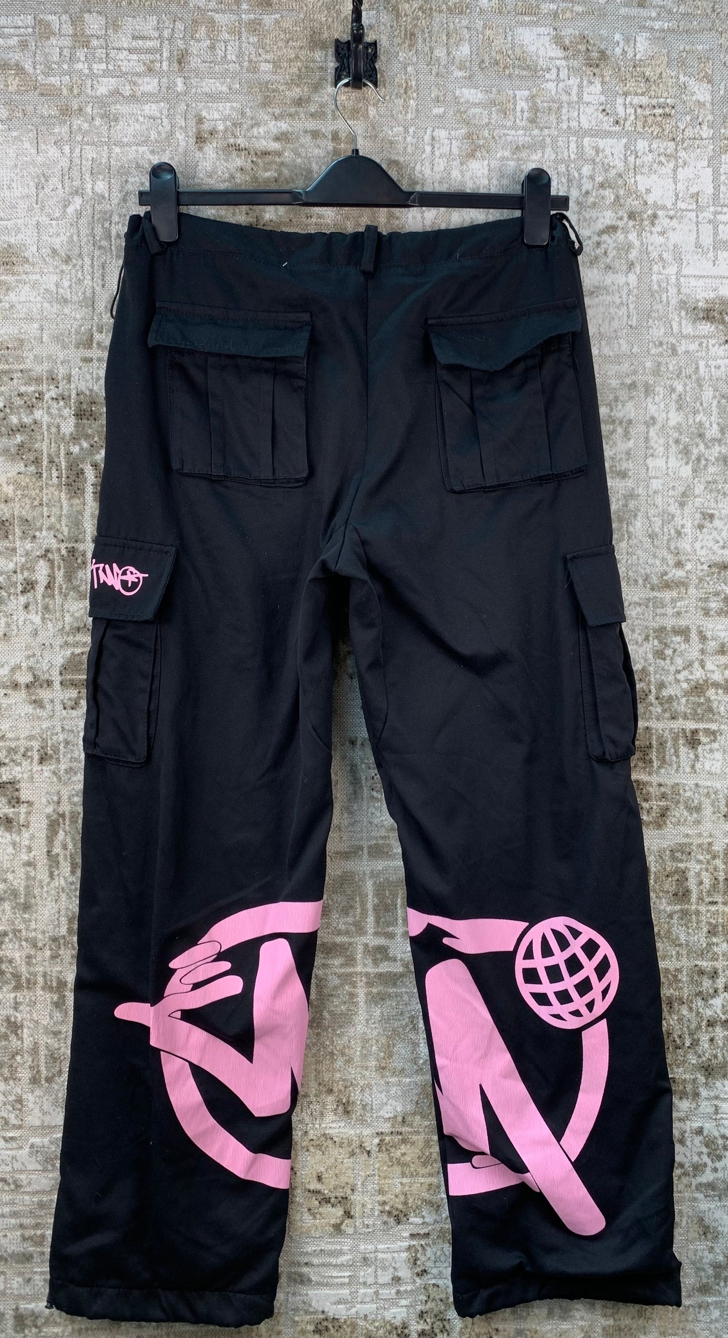 Womens Pink Text Graphic Black Cargo Sweatpants