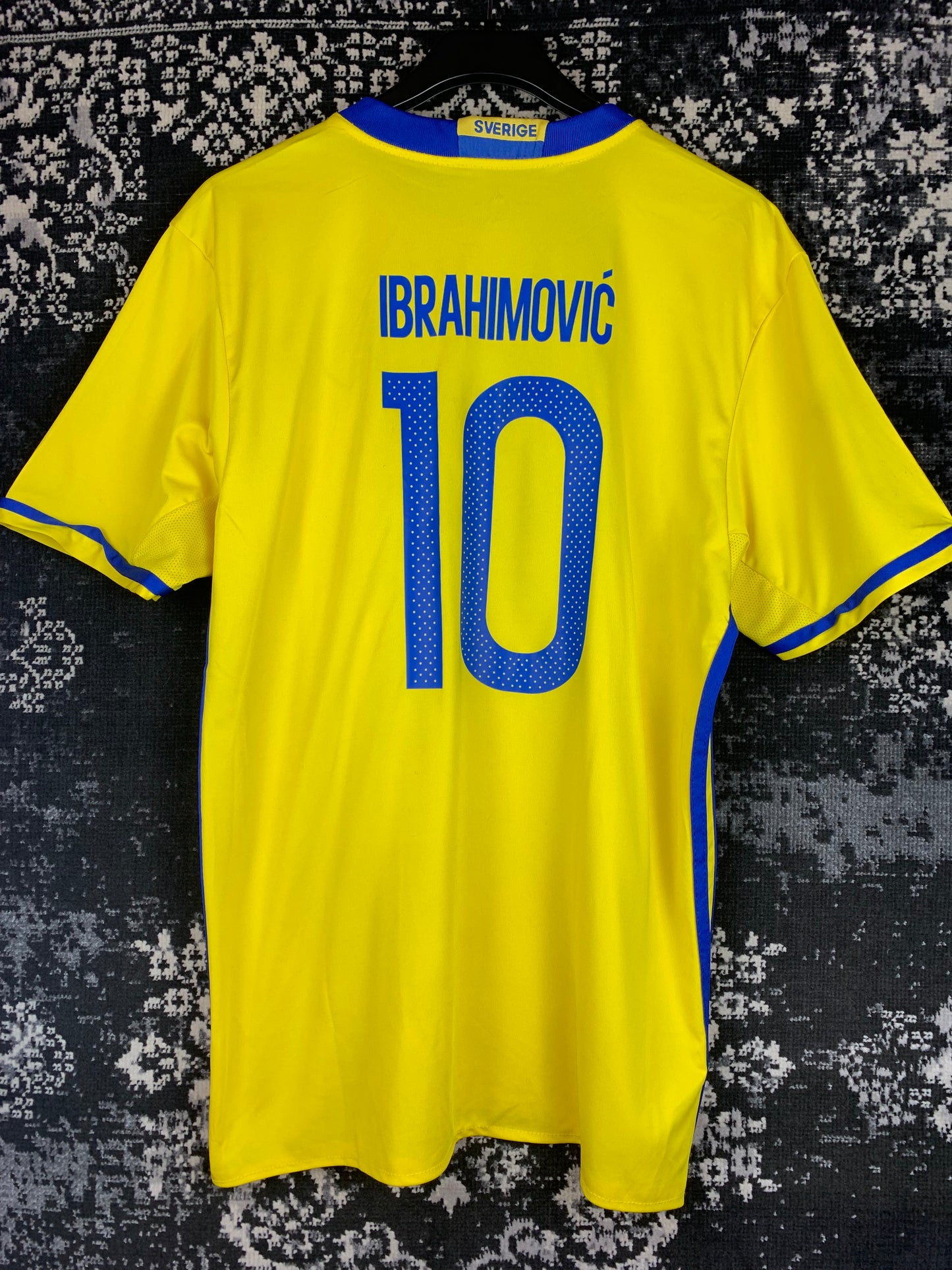 Adidas Zlatan Ibrahimović #10 Sweden National Team Jersey