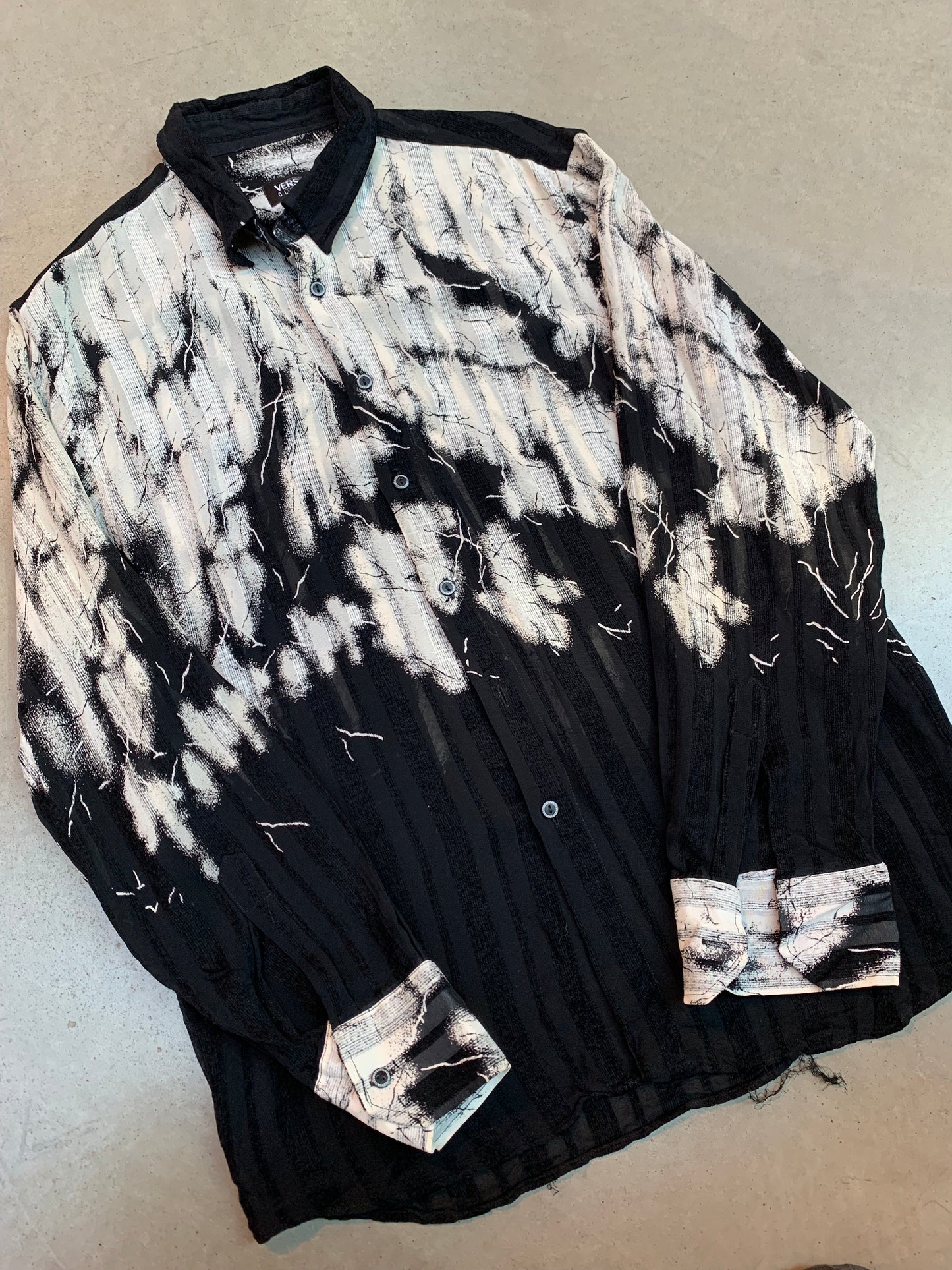 Vintage Men's Versace Longsleeve Button-Up Shirt