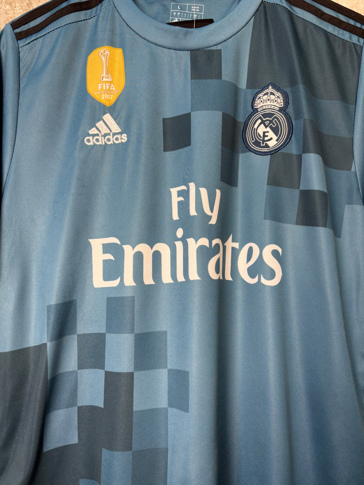 Adidas Real Madrid 2017/18 Away Shirt Ronaldo 7