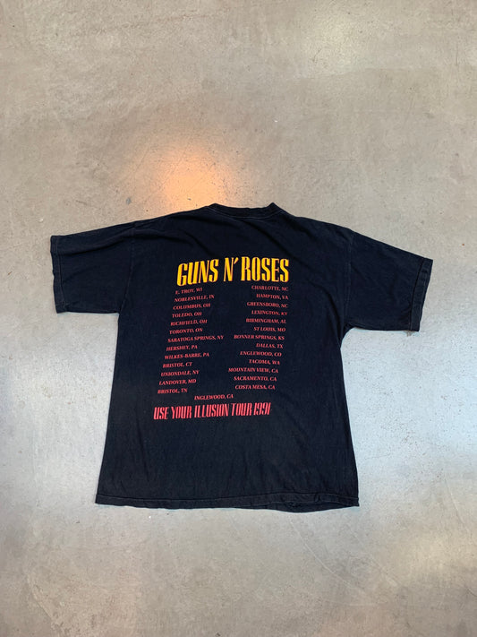 "GUNS N ROSES" Graphic Band Black T- Shirts