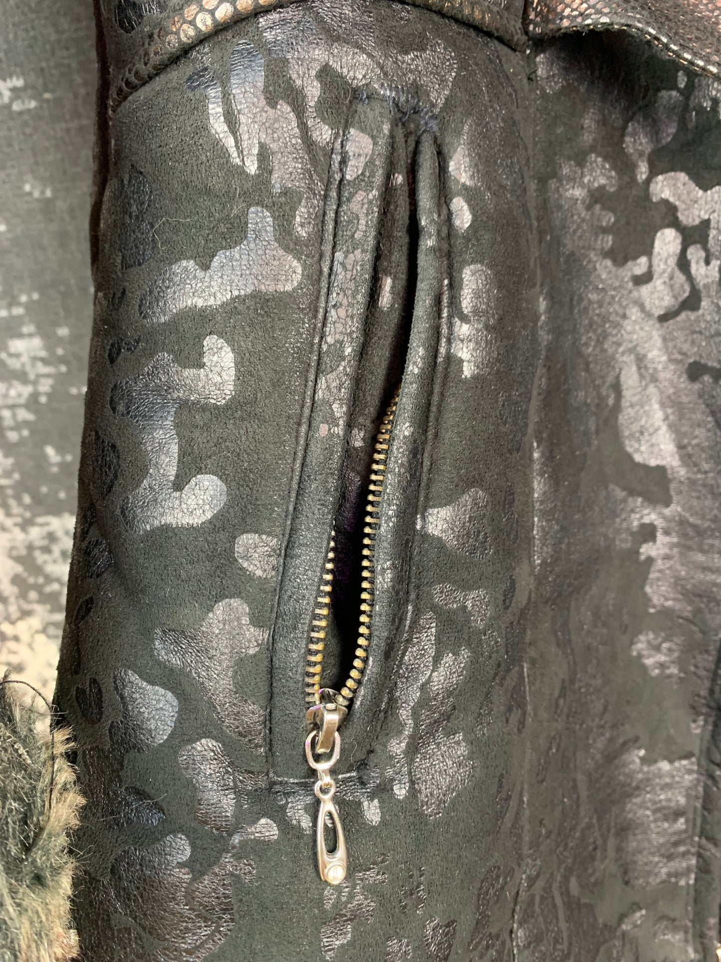 Women's Y2K Black Patterned Jacket with Faux Fur Trim