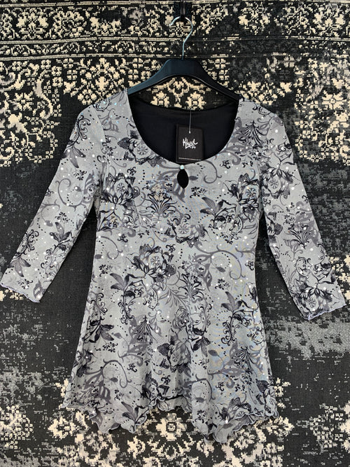 Women's Vintage Gray Floral Print Long Sleeve Top