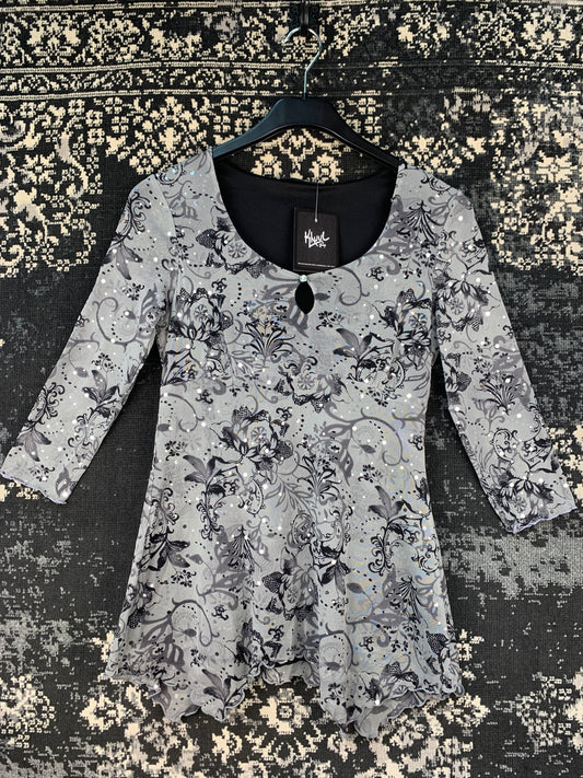 Women's Vintage Gray Floral Print Long Sleeve Top