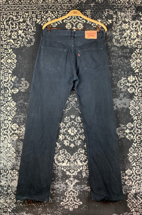 Men’s Vintage Levi’s 501 Dark Blue Jeans