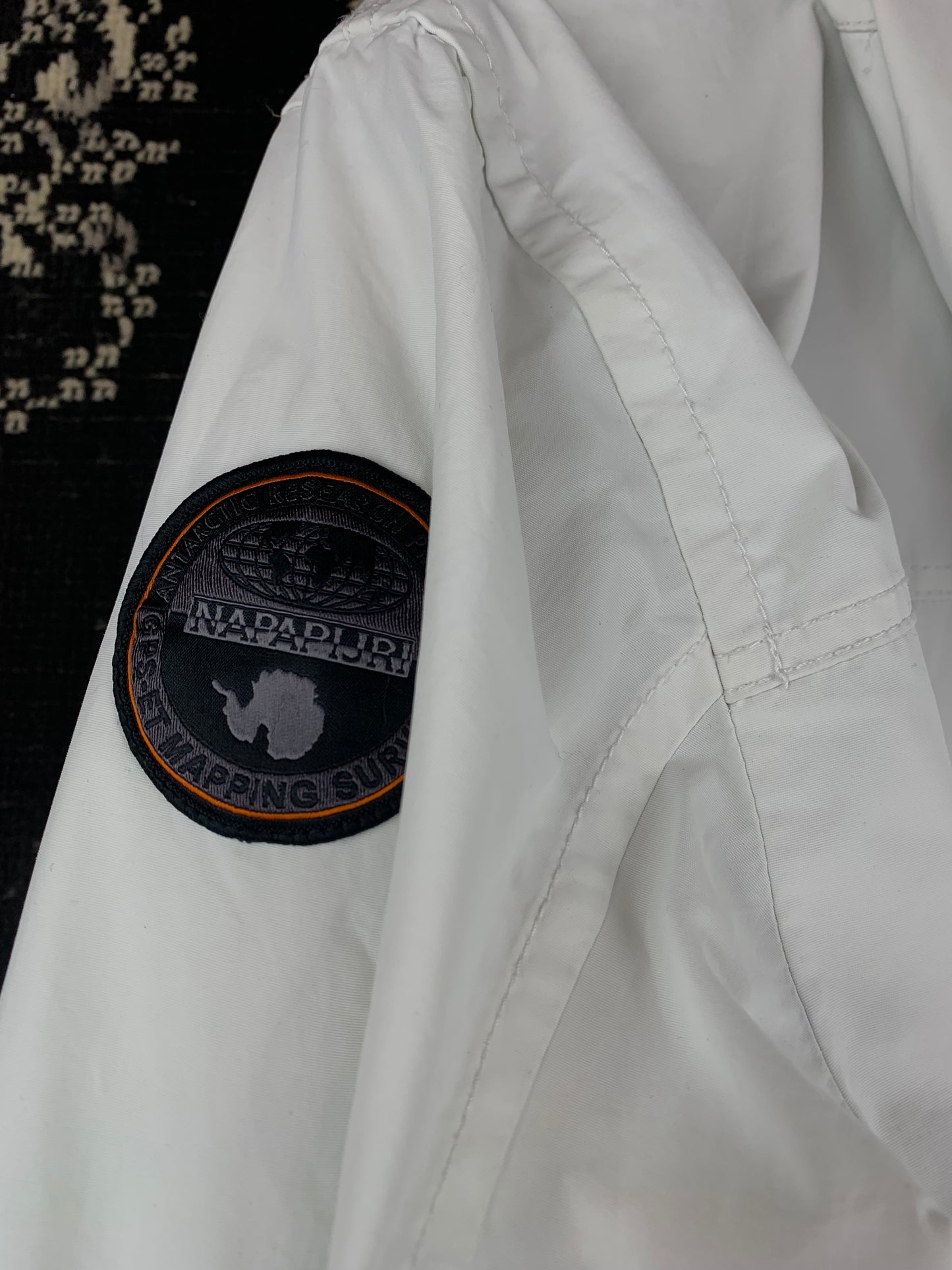 Vintage Napapijri Geographic White Rainforest Anorak Pullover Jacket