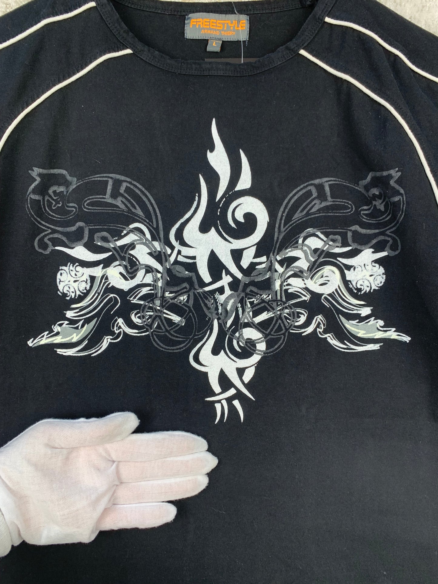 Men's Y2K Black Tribal Graphic T-shirt