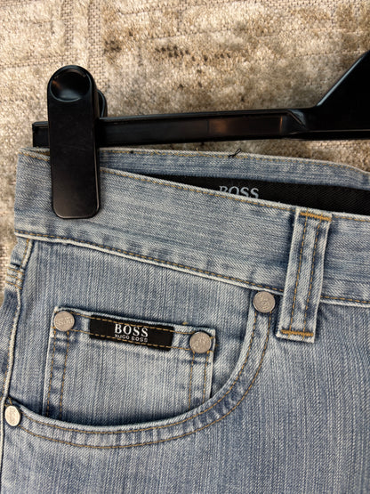 Women's Y2K Hugo Boss Light Wash Straight Leg Jeans
