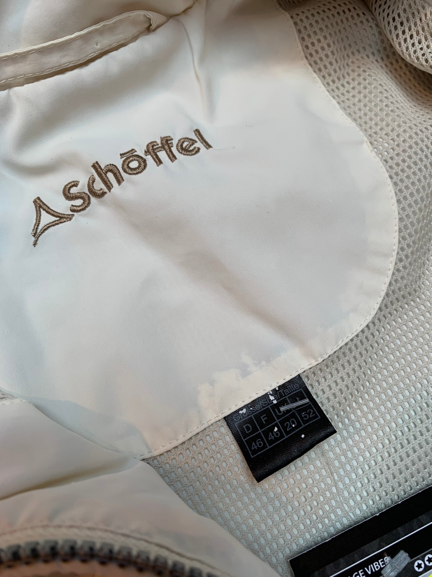 Vintage Schöffel White Hooded Outdoor Jacket Women M