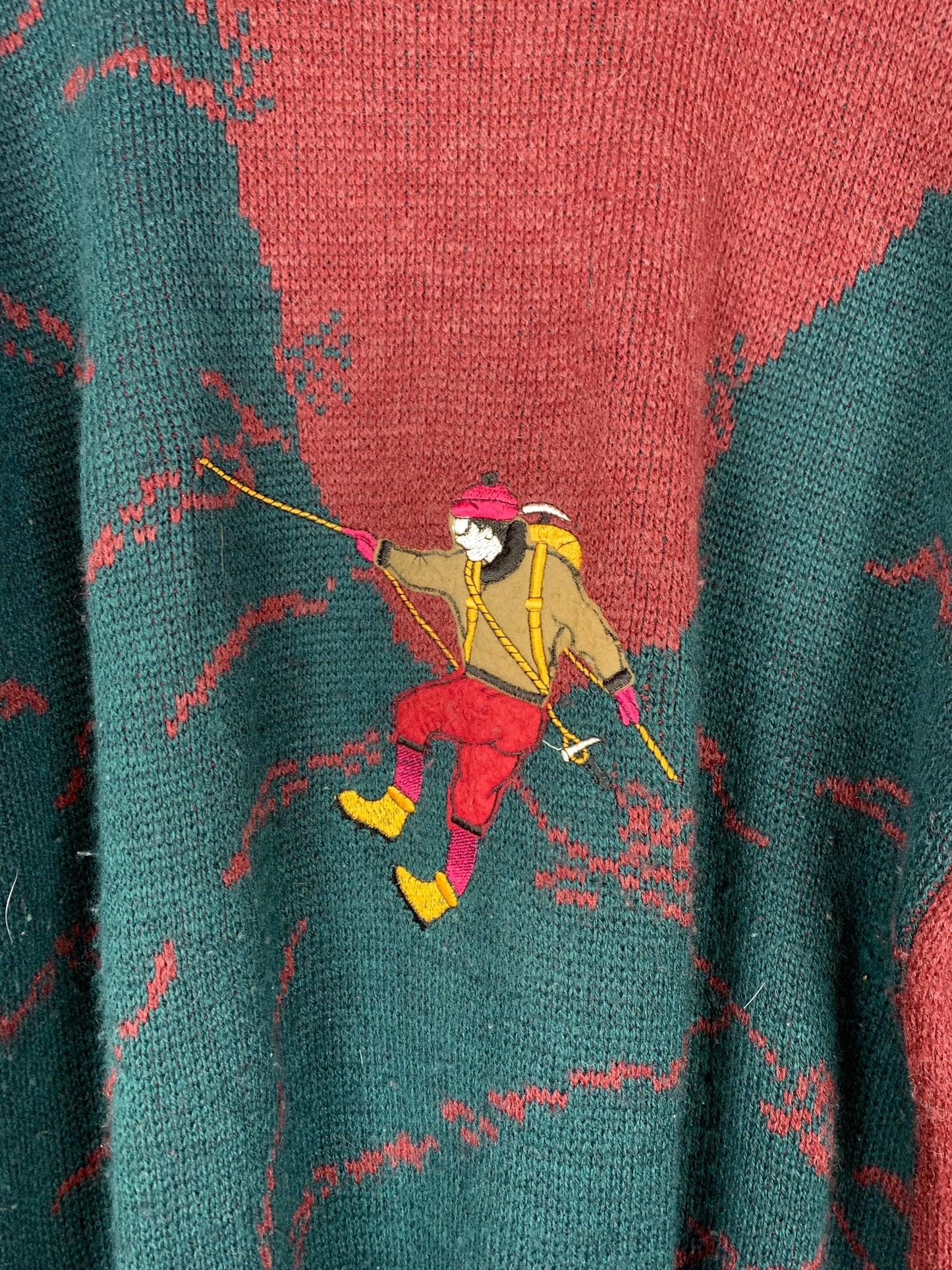 Men's Vintage Mountain Climber Embroidered Sweater