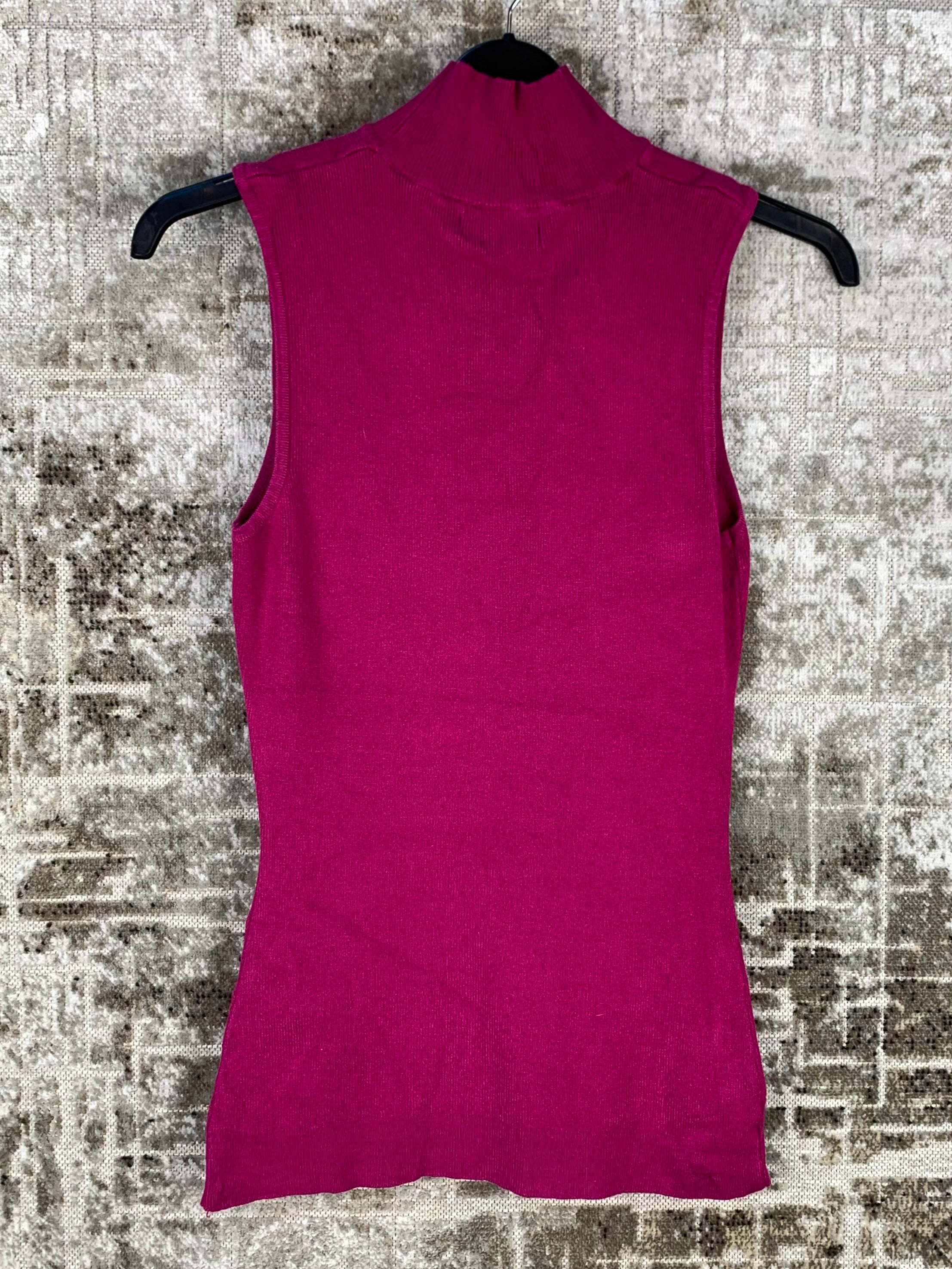Women's Y2K Guess Pink Turtleneck Sleeveless Top
