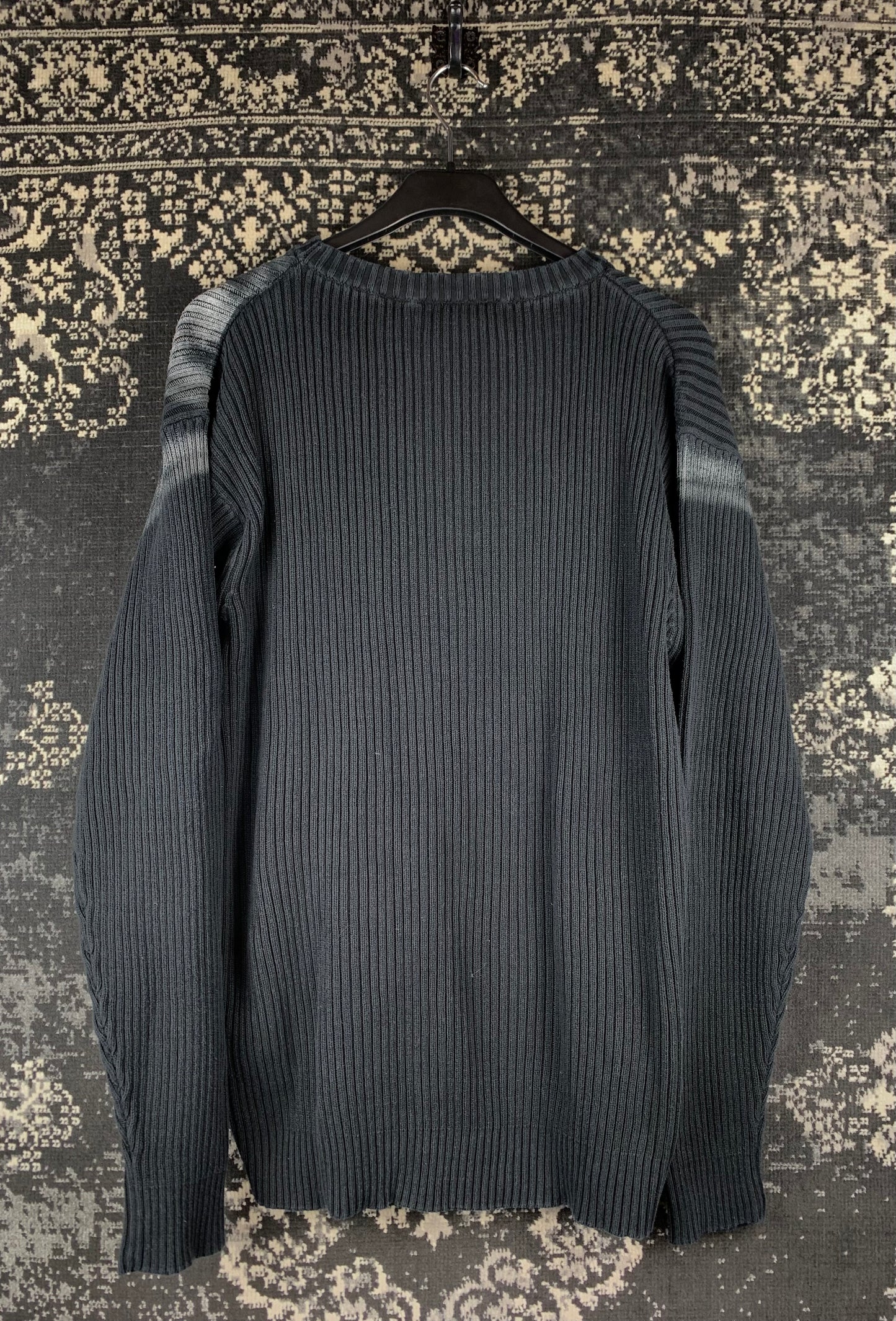 Men's Y2K Black Ribbed Sweater with Oversized Airbrushed Dragon Graphic