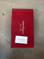 Title: Ferragamo Bow Detail Logo Plaque Patent Pumps