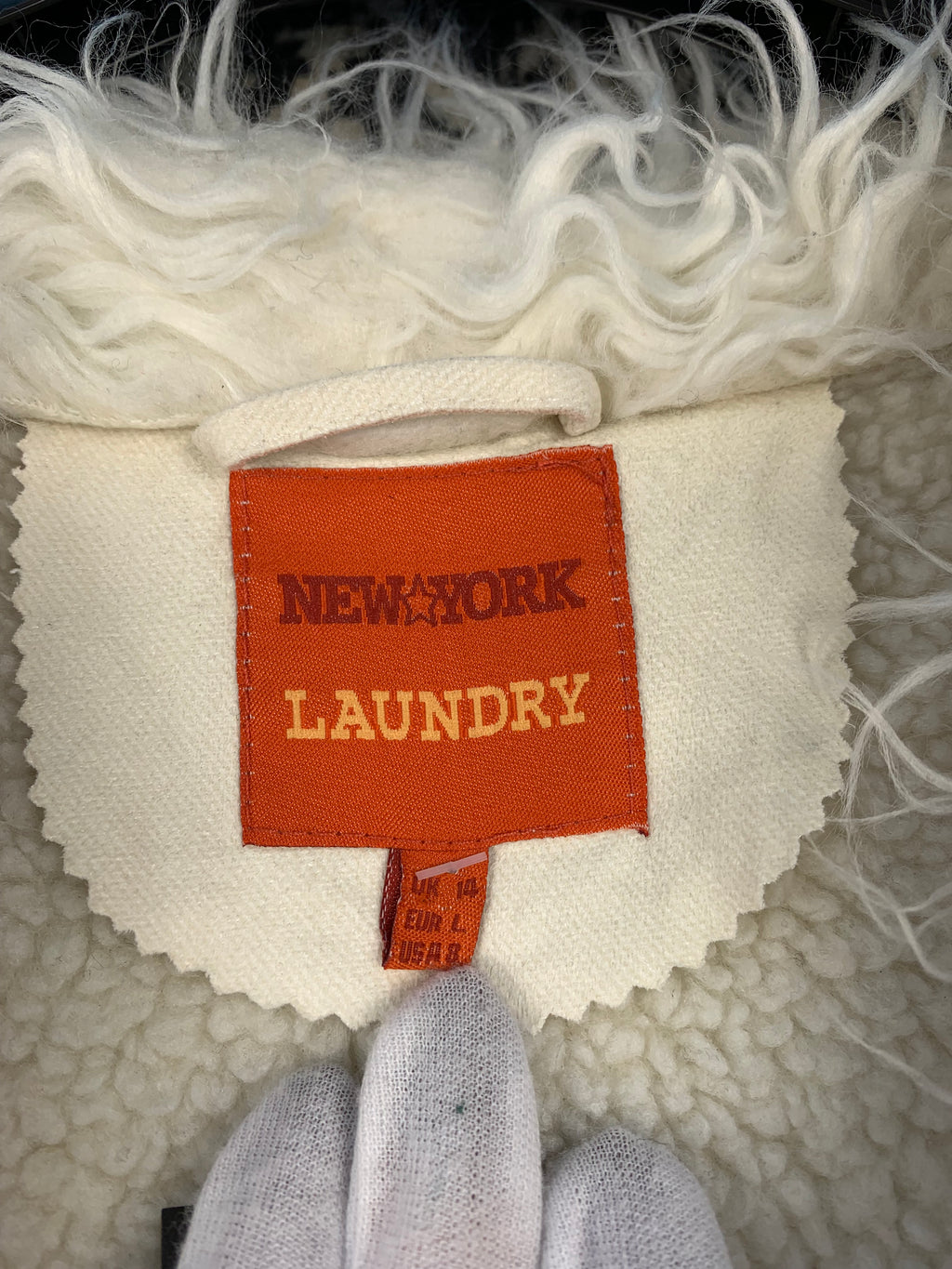 Women's Vintage New York Laundry White Faux Fur Vest