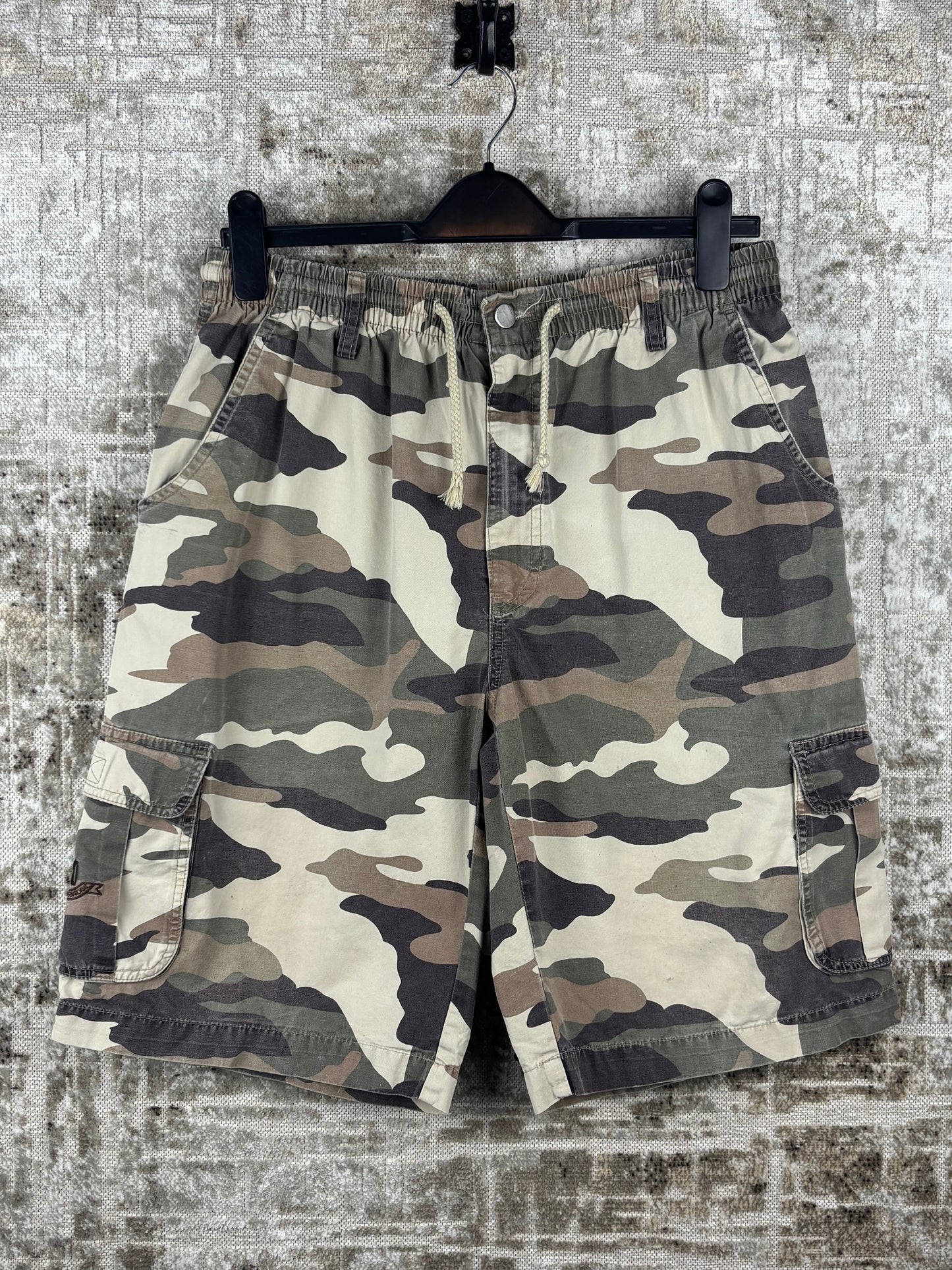 Mens Vintage Camo Cargo Shorts