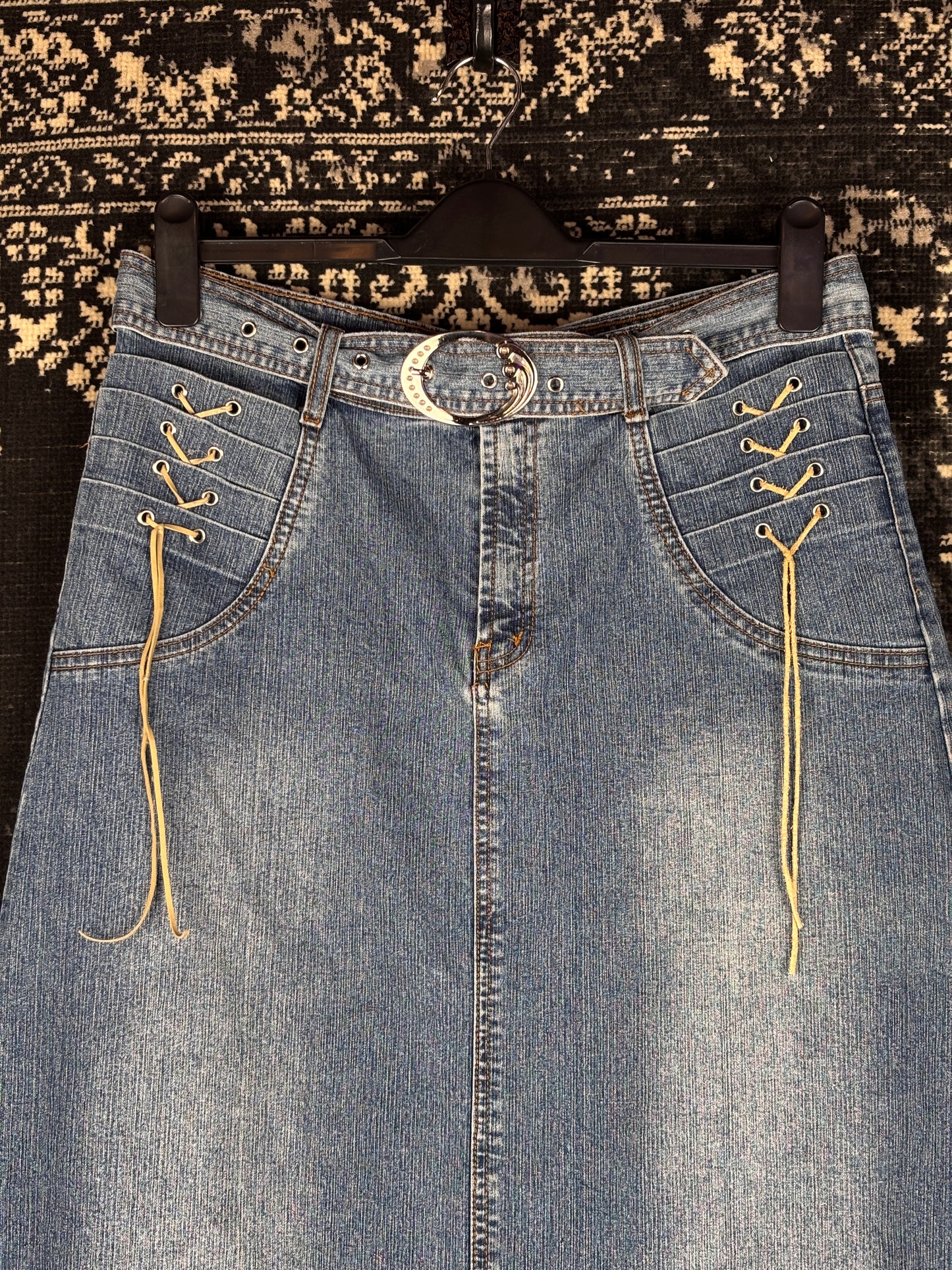 Women's Y2K Style Long Denim Skirt with Back Pockets