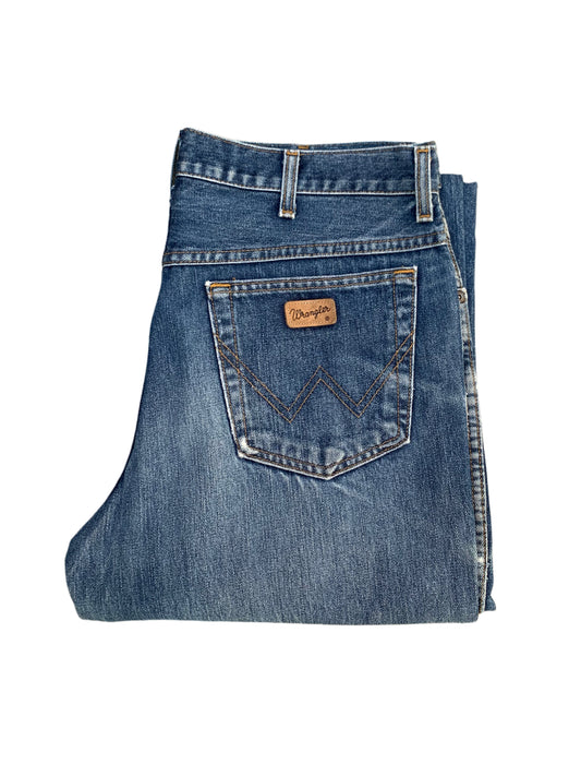Wrangler Vintage Straight Leg Jeans