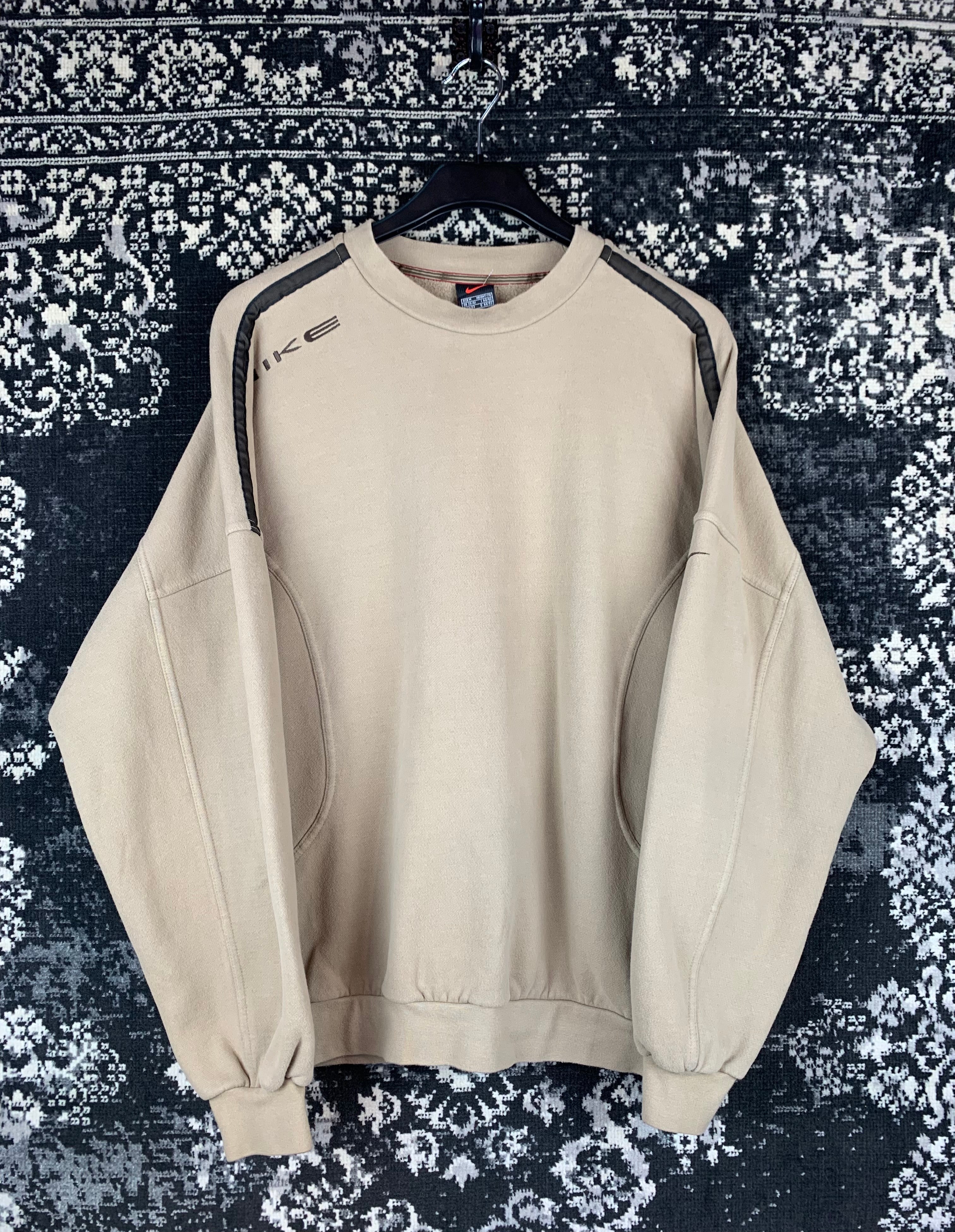 nike brown vintage sweatshirt