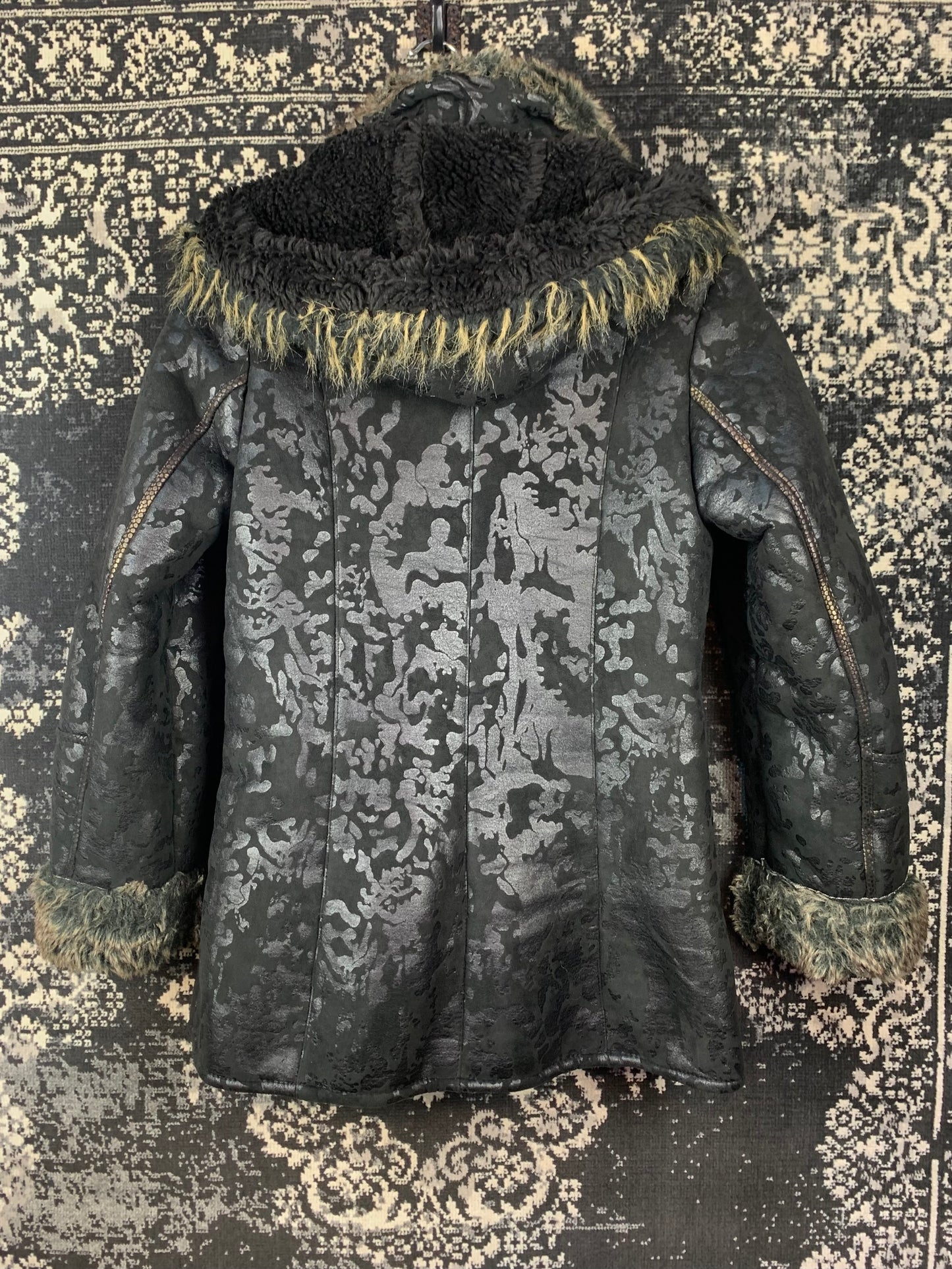 Women's Y2K Black Patterned Jacket with Faux Fur Trim
