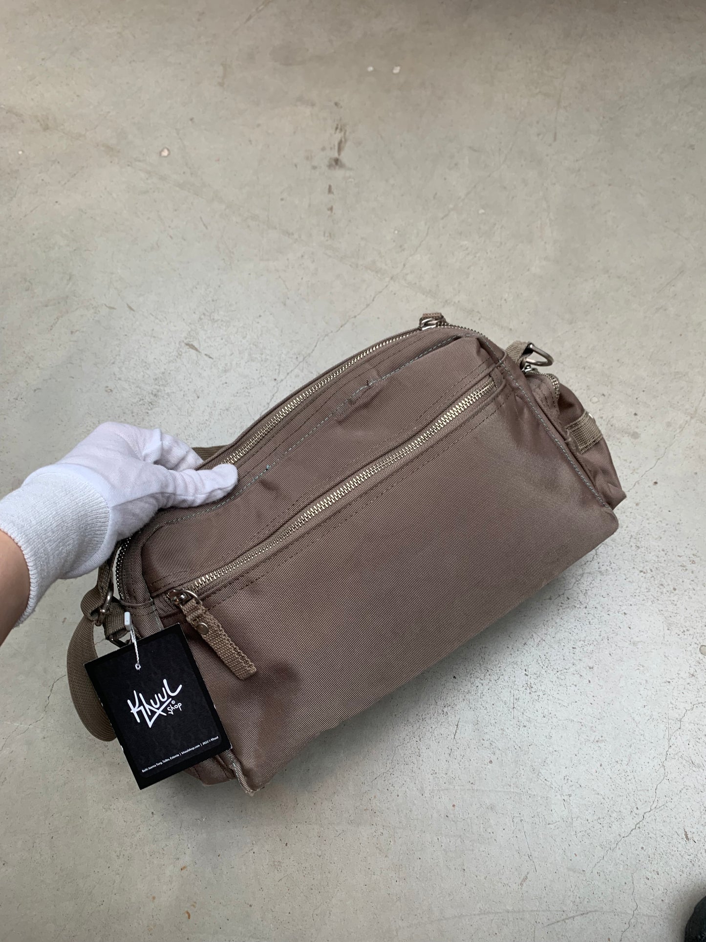George Gina & Lucy "The Schnitzel" Overhead Bag