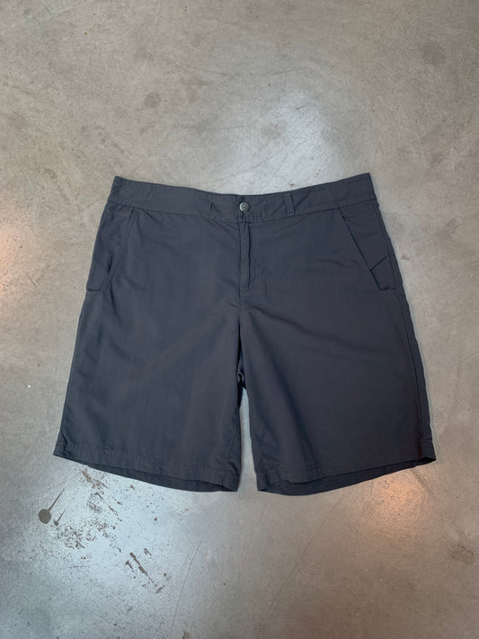 Columbia Titanium Charcoal Gray Hiking Shorts